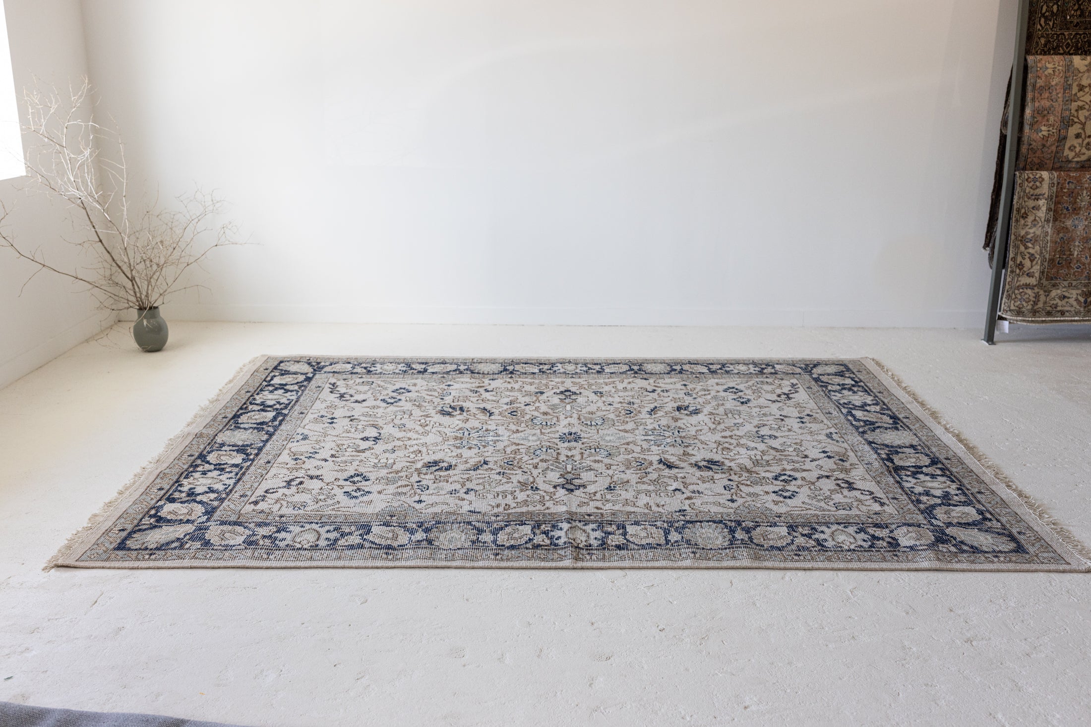 8'5 x 11'6 | Claudia | Also Available in Custom Sizes