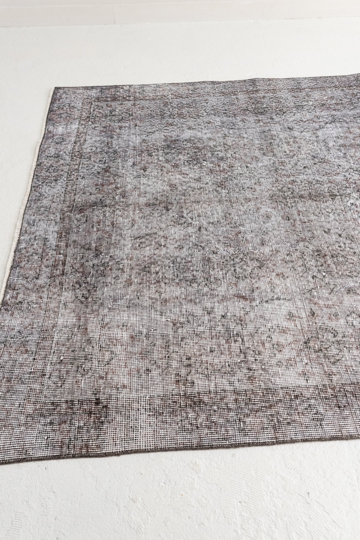 5'3 x 8'6 | Medium Distressed Oushak | CE-A-2884