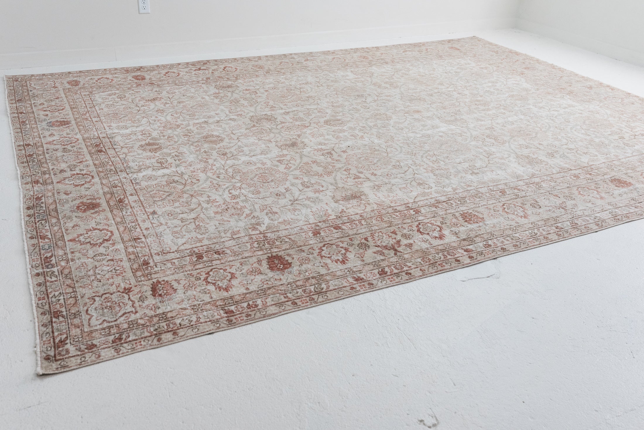 9'4 x 12'1 | Beautiful Extra Large Oushak | CE-M-2880
