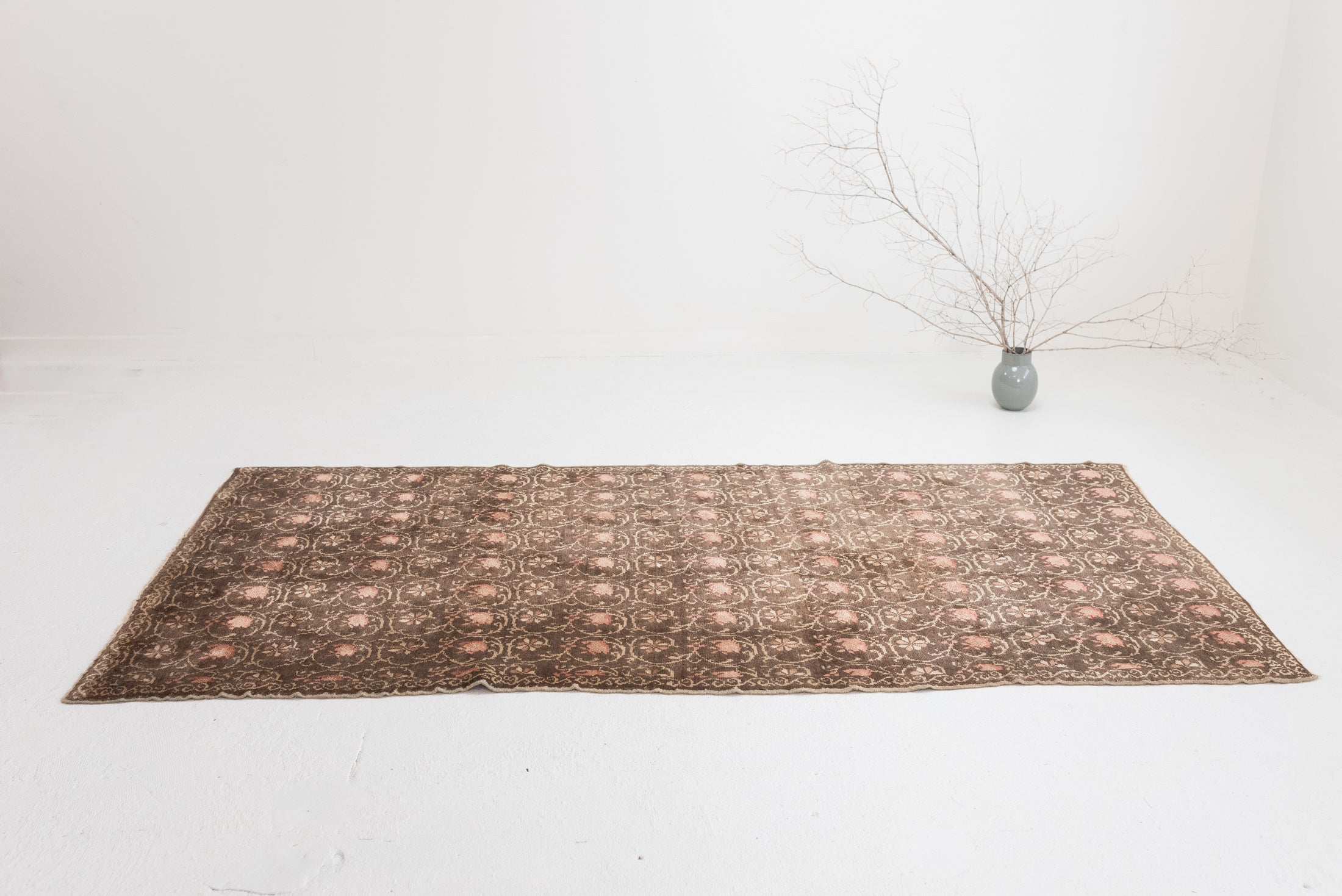 4'4 x 8'11 | Brown Unique Oushak | CE-W-2836