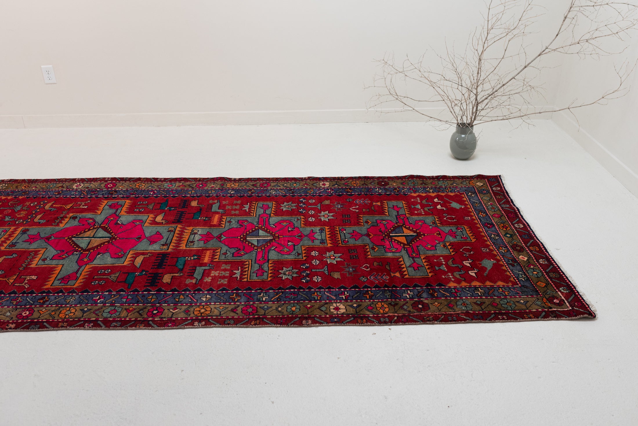 4'4 x 11'3 | Wide Colorful Vintage Runner | R-3016