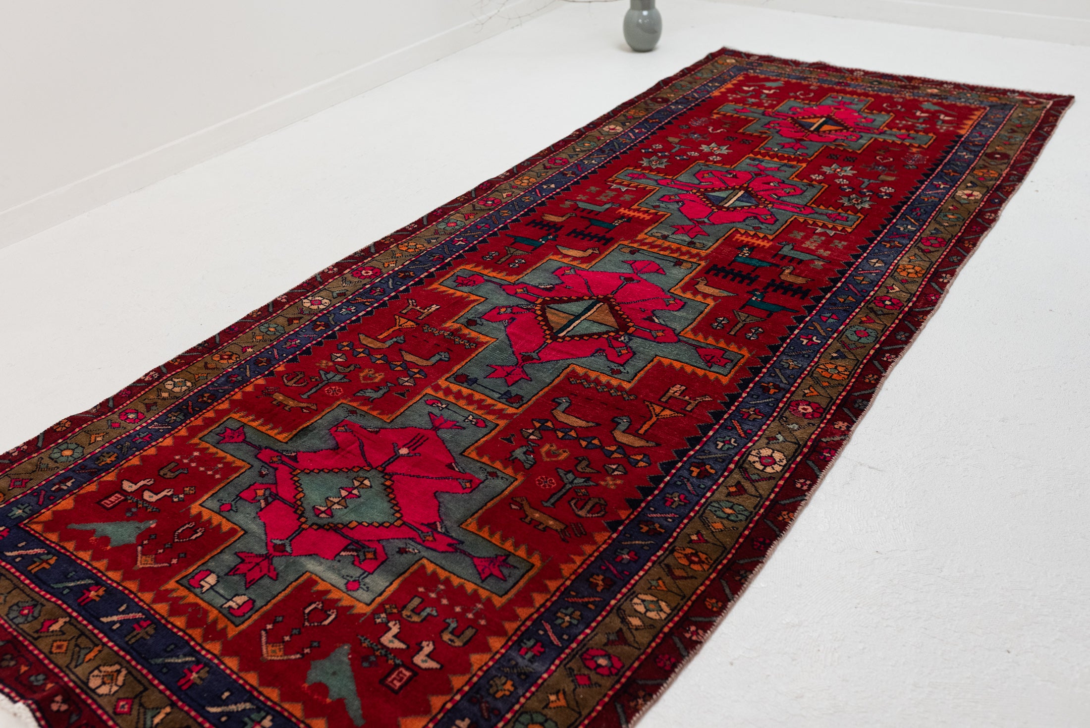 4'4 x 11'3 | Wide Colorful Vintage Runner | R-3016