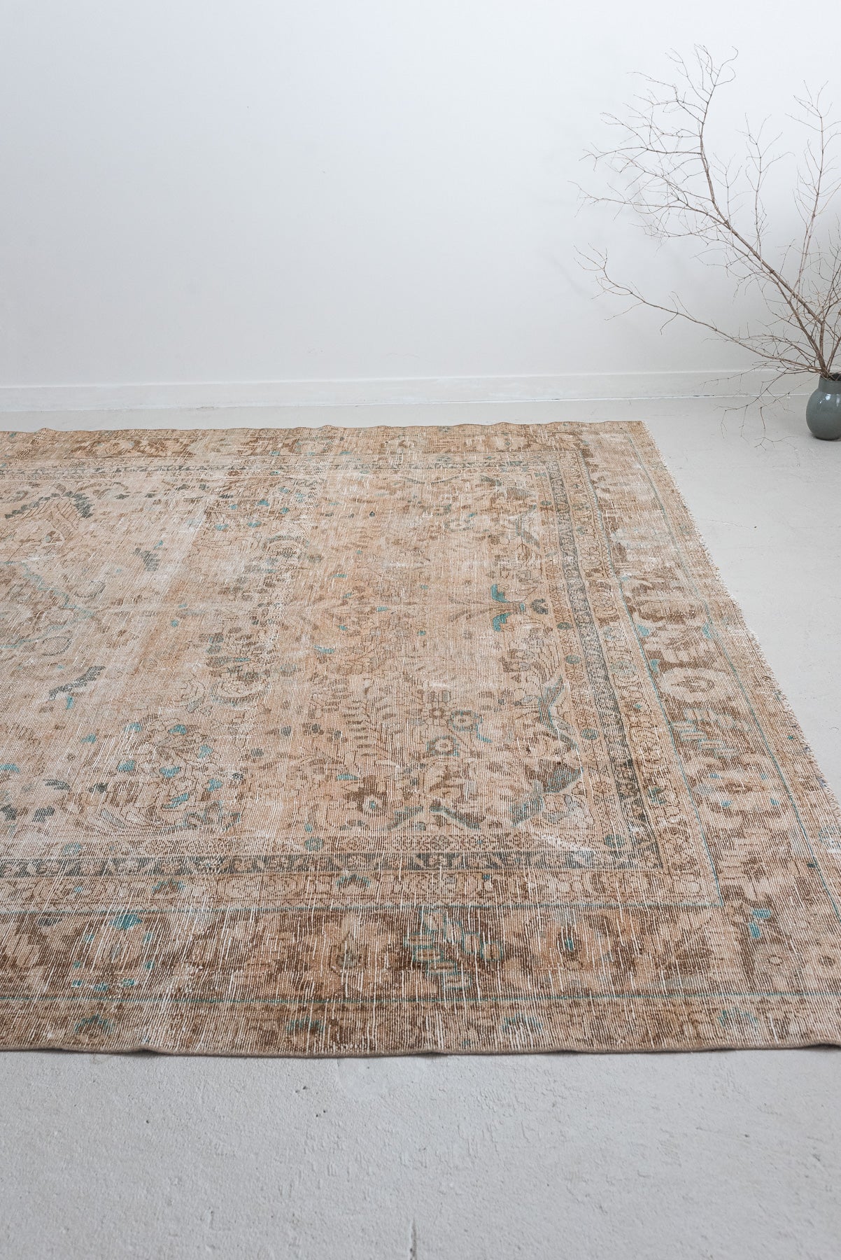9'6 x 12'3 | Extra Large Vintage Lillian | CA-L-2631