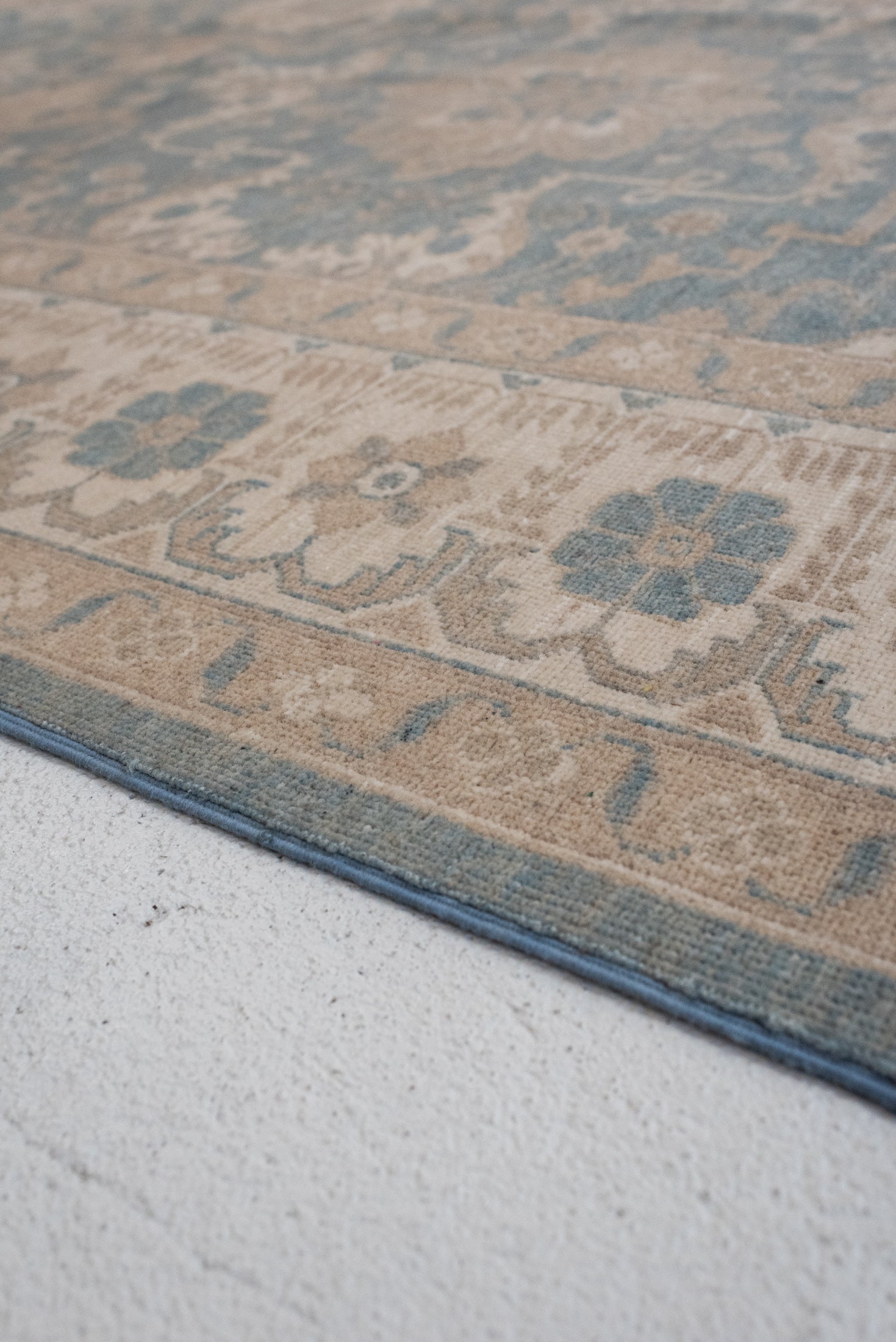 8'0 x 9'10 | New Light Blue Large Rug | D-3180