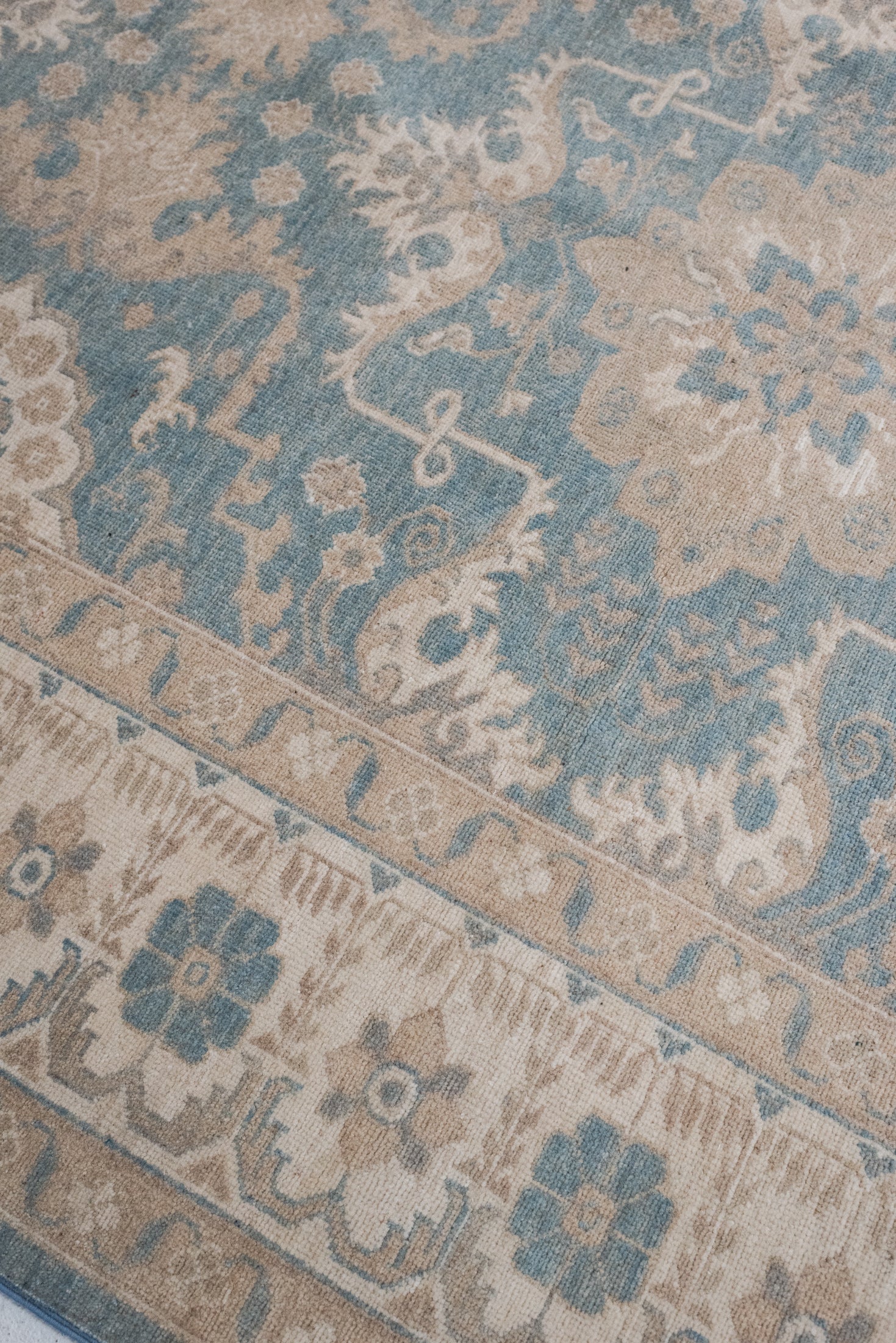8'0 x 9'10 | New Light Blue Large Rug | D-3180