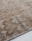 4'7 x 6'6 | Neutral Vintage Shiraz Rug | Designers CE-W-1938