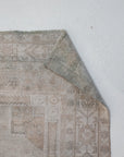 5'11 x 10'7 | Large Light Vintage Rug | C-3157