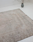 5'11 x 10'7 | Large Light Vintage Rug | C-3157