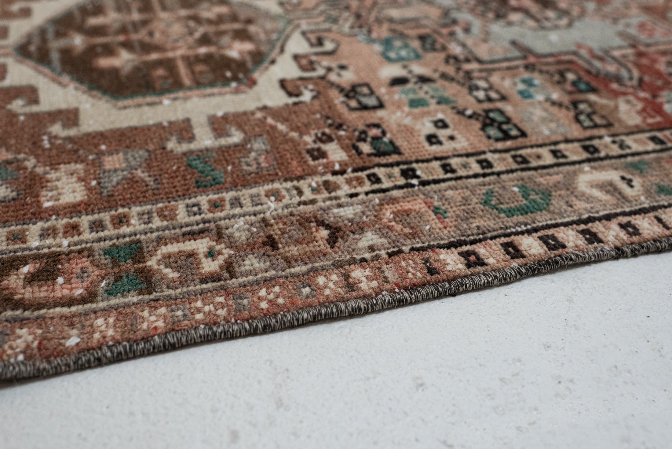 2'3 x 6'2 | Small Skinny Vintage Runner | R-3225