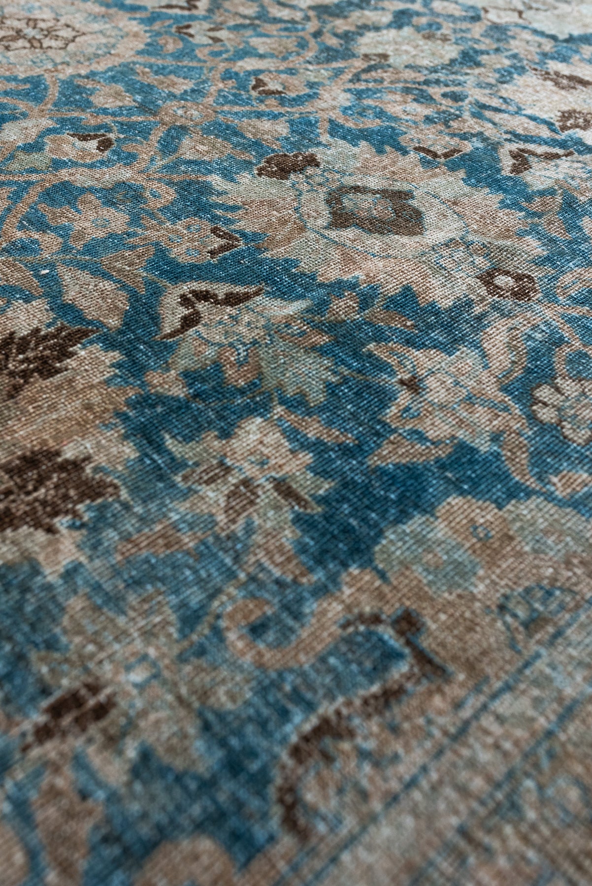 9'5 x 12'2 | Extra Large Blue Tabriz | L-2687 – Curio Rugs