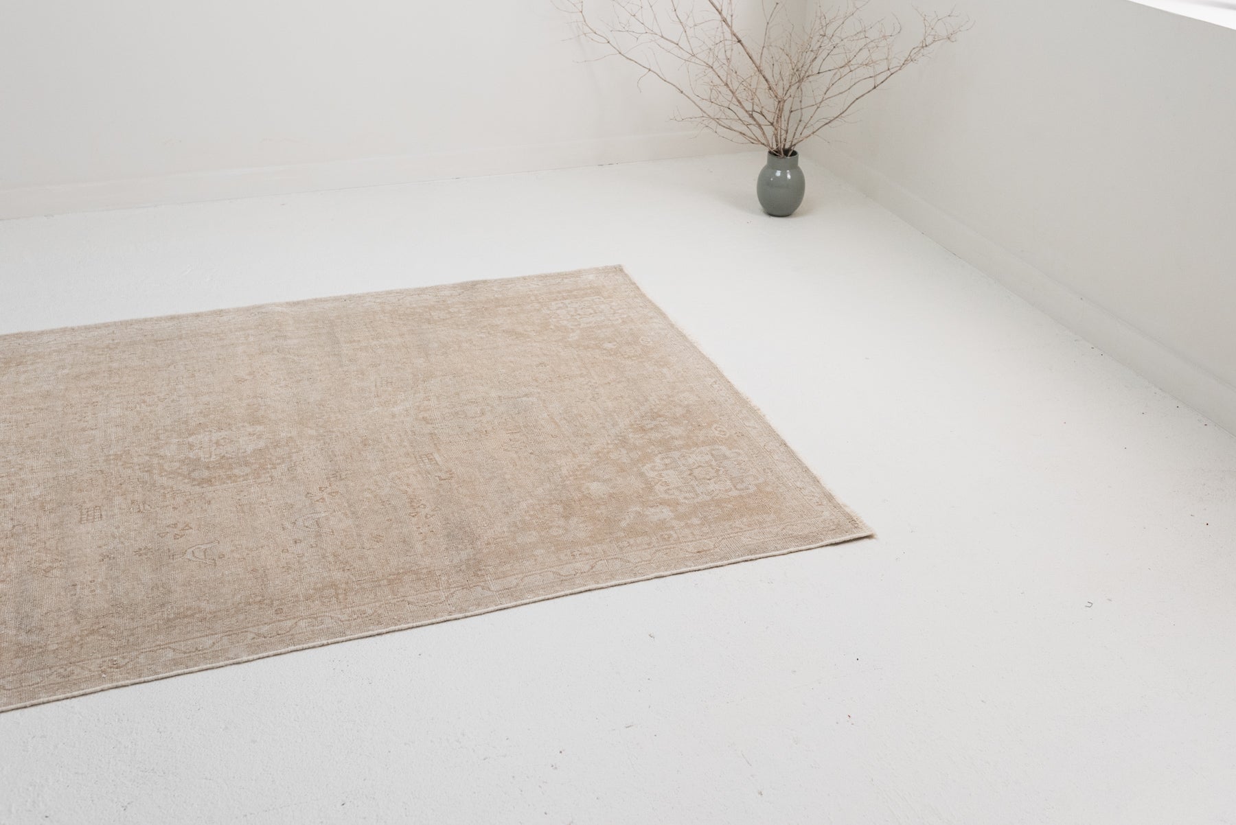 4'11 x 7'6 | Neutral Shiraz | W-2751