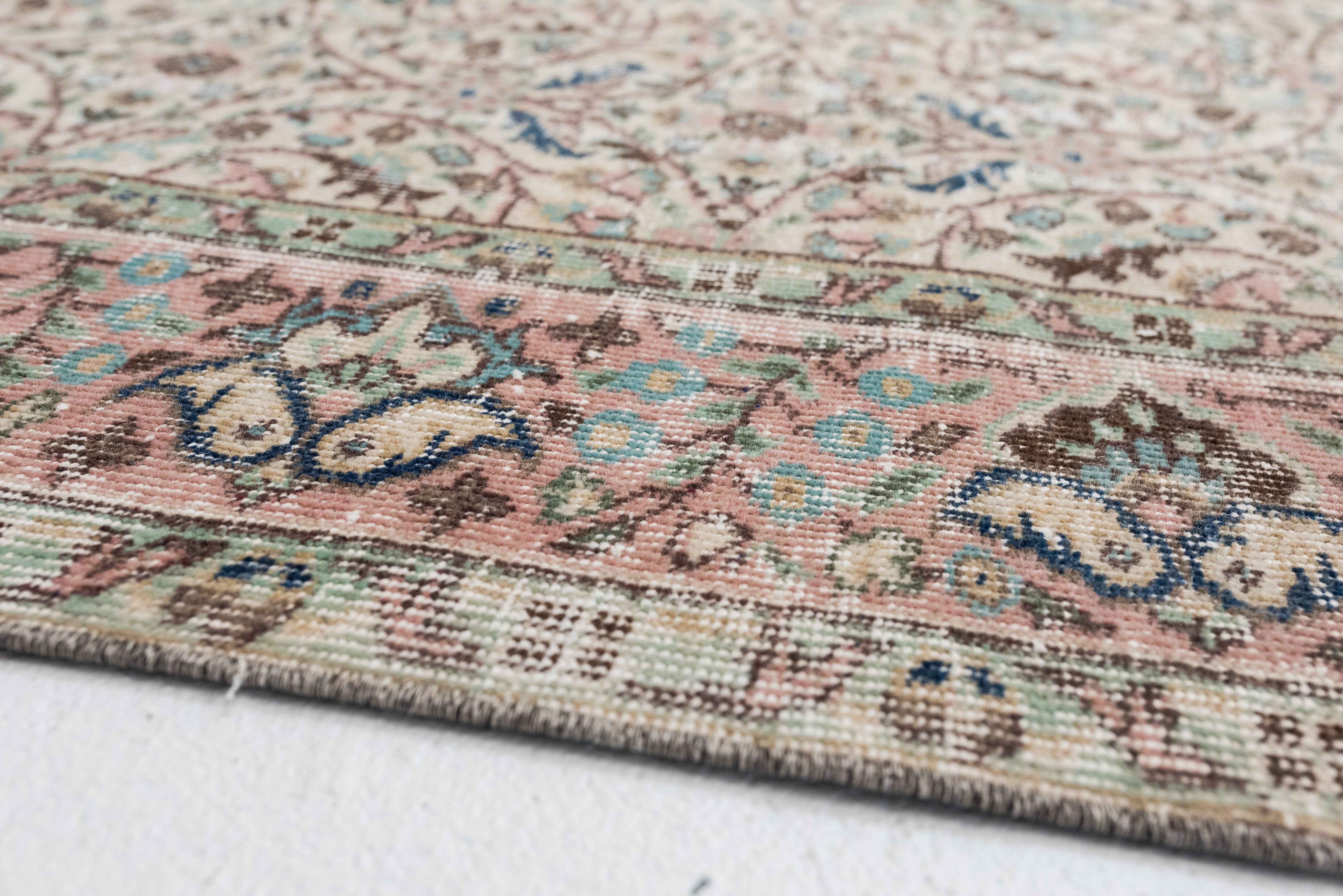 5'5 x 9'2 | Large Vintage Oushak Rug | B-2763