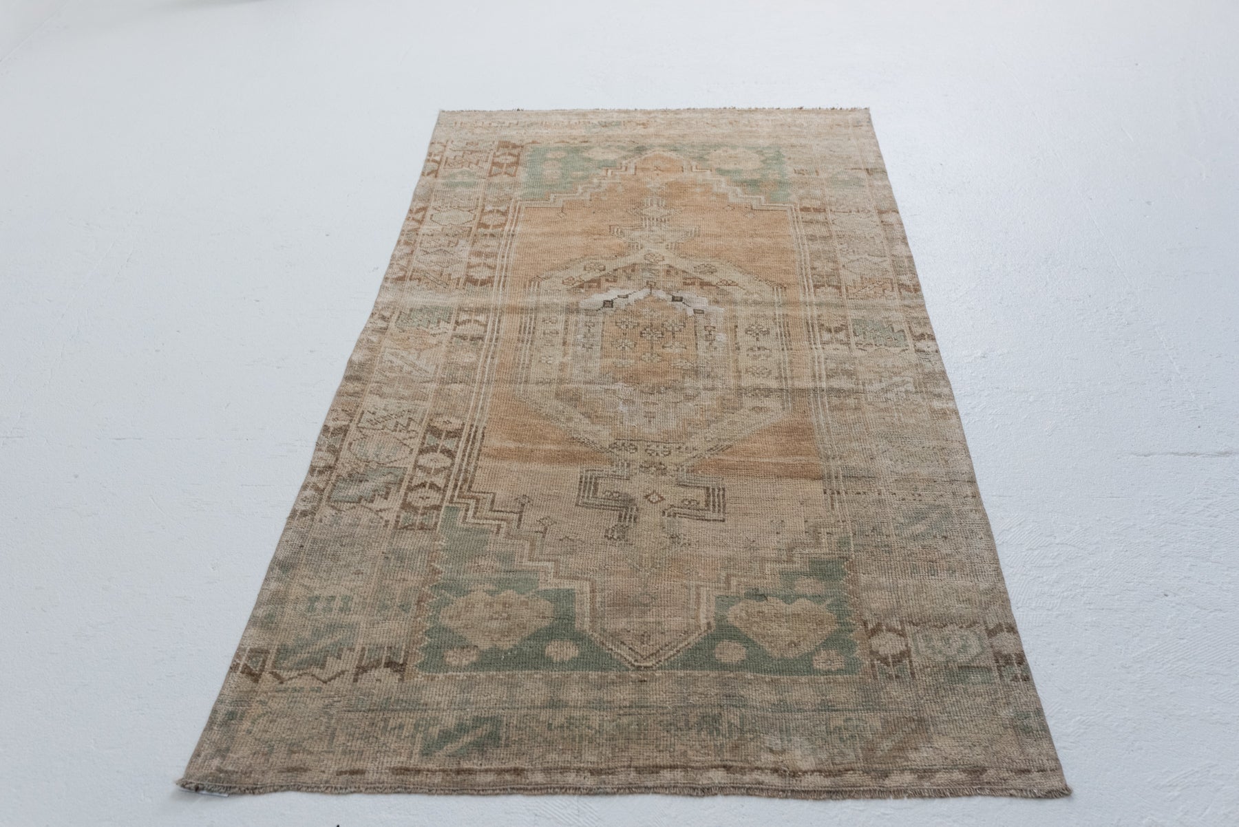 3'6 x 6'6 | Neutral Anatolian | W-2731