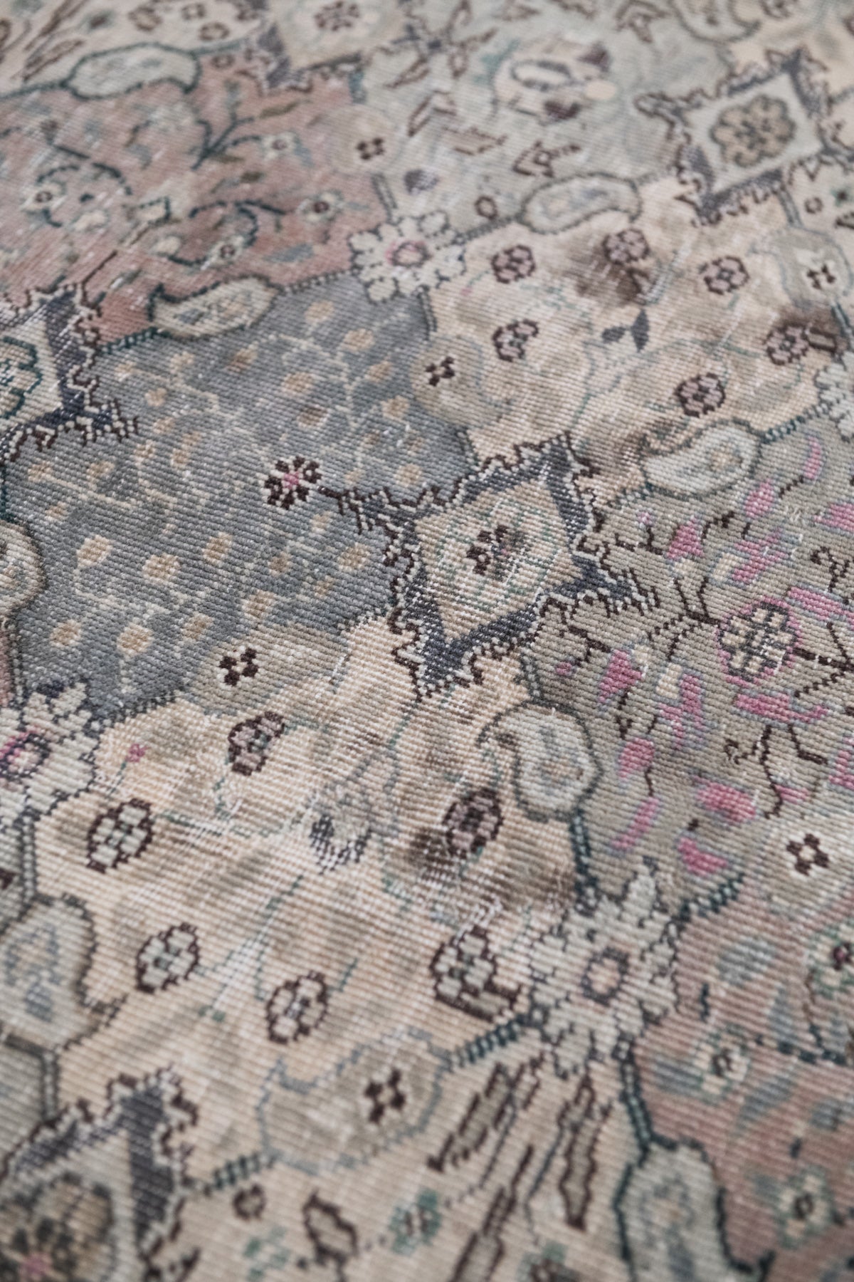 9'0 x 13'2 | Beautiful Muted Vintage Kayseri | M-2362
