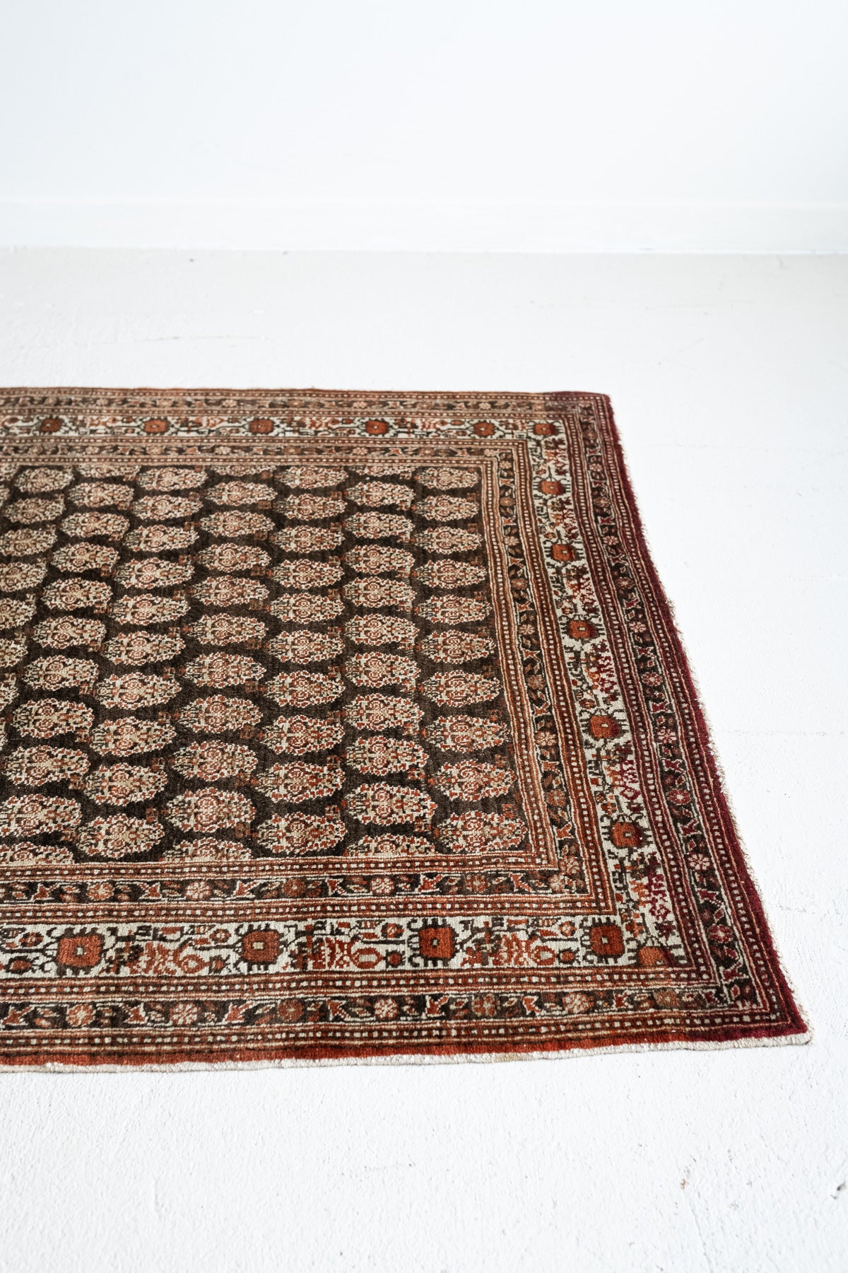 4'2 x 5'9 | Dark Brown Vintage Rug | CE-W-2323