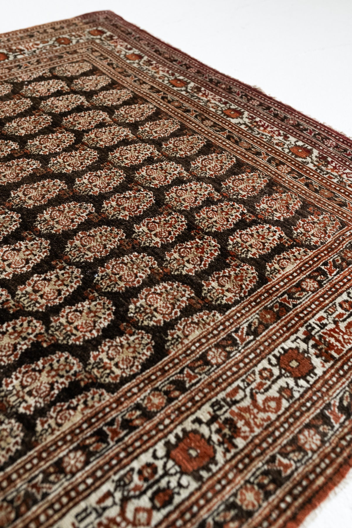 4'2 x 5'9 | Dark Brown Vintage Rug | CE-W-2323