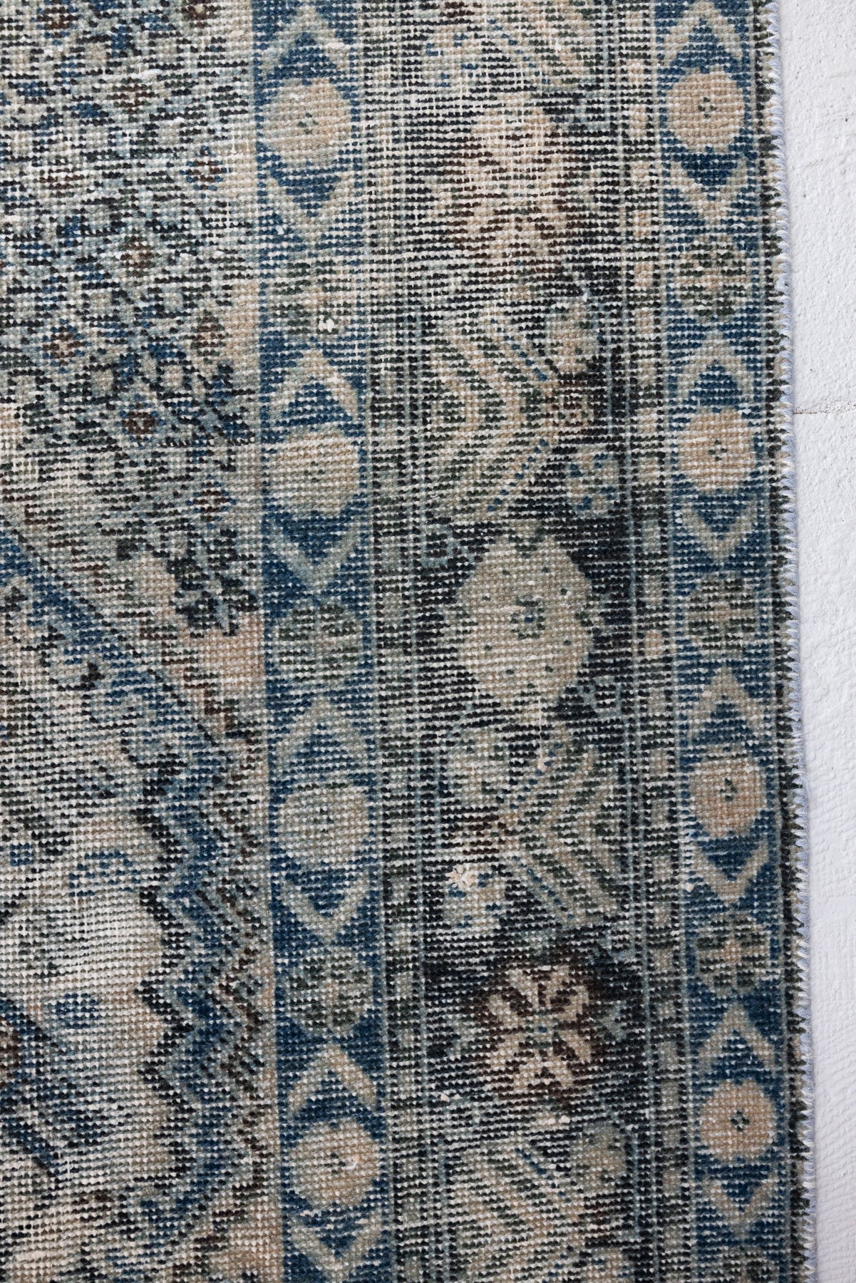 7'10 x 11'4 | Distressed Malayer | D-2170