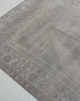 5'11 x 10'7 | Large Light Vintage Rug | C-3157