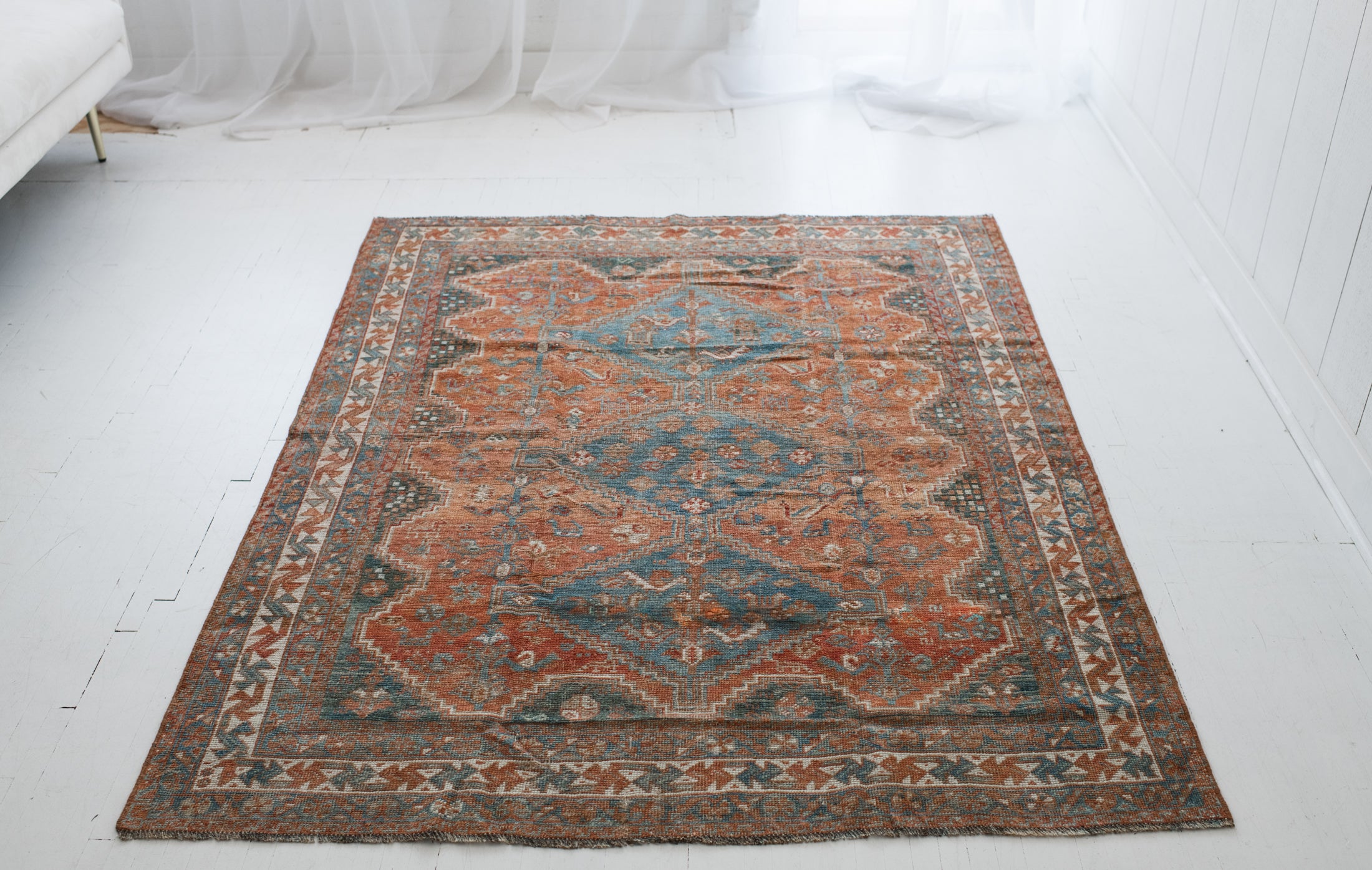 5'2 x 6'7 | Vintage Shiraz | Designers W-046
