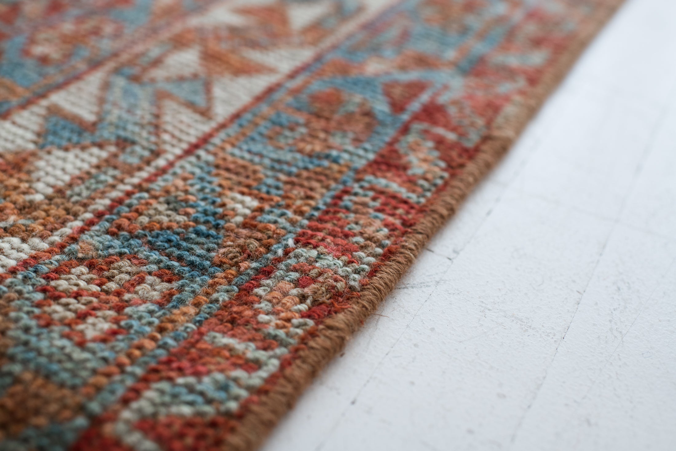 5'2 x 6'7 | Vintage Shiraz | Designers W-046