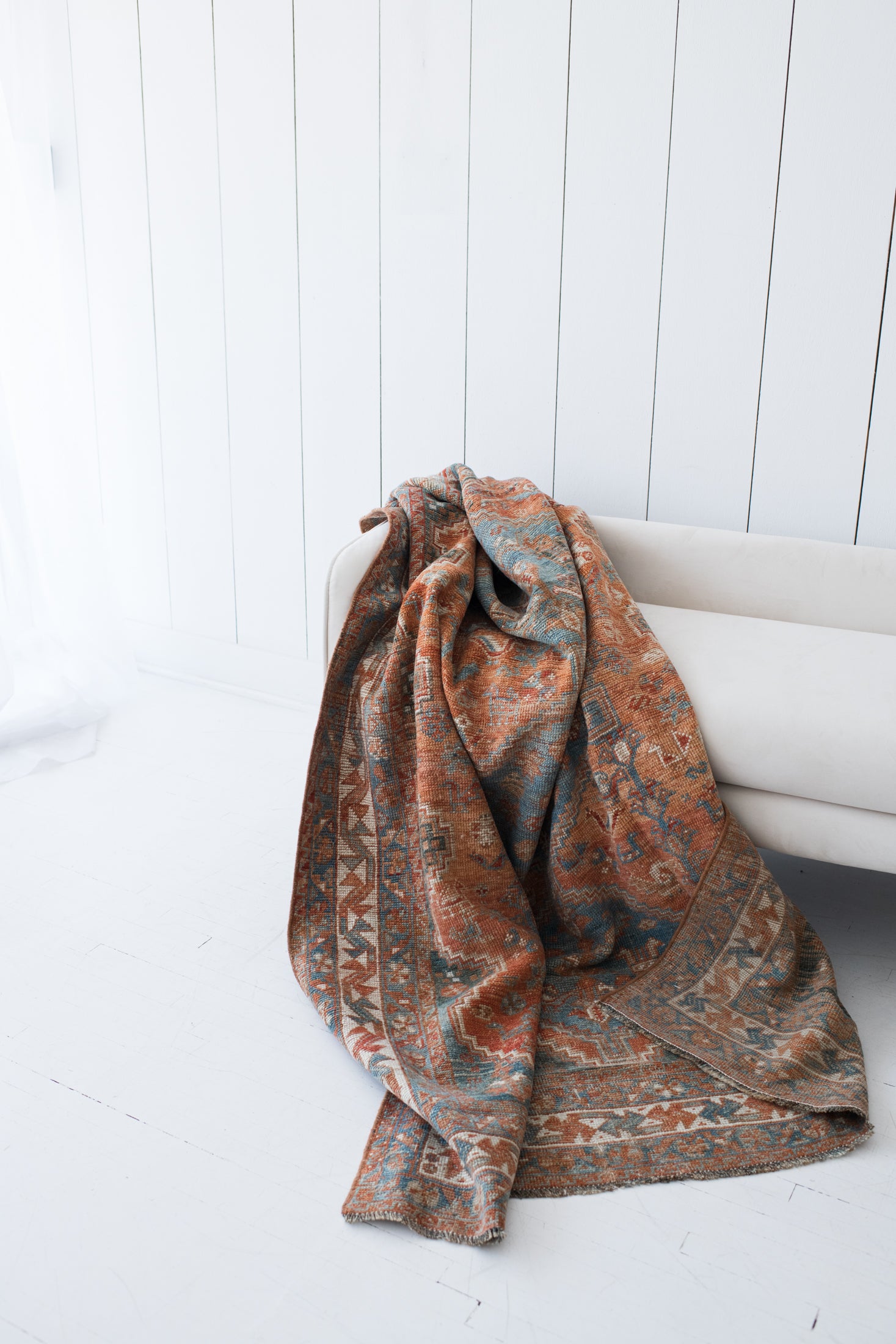 5'2 x 6'7 | Vintage Shiraz | Designers W-046