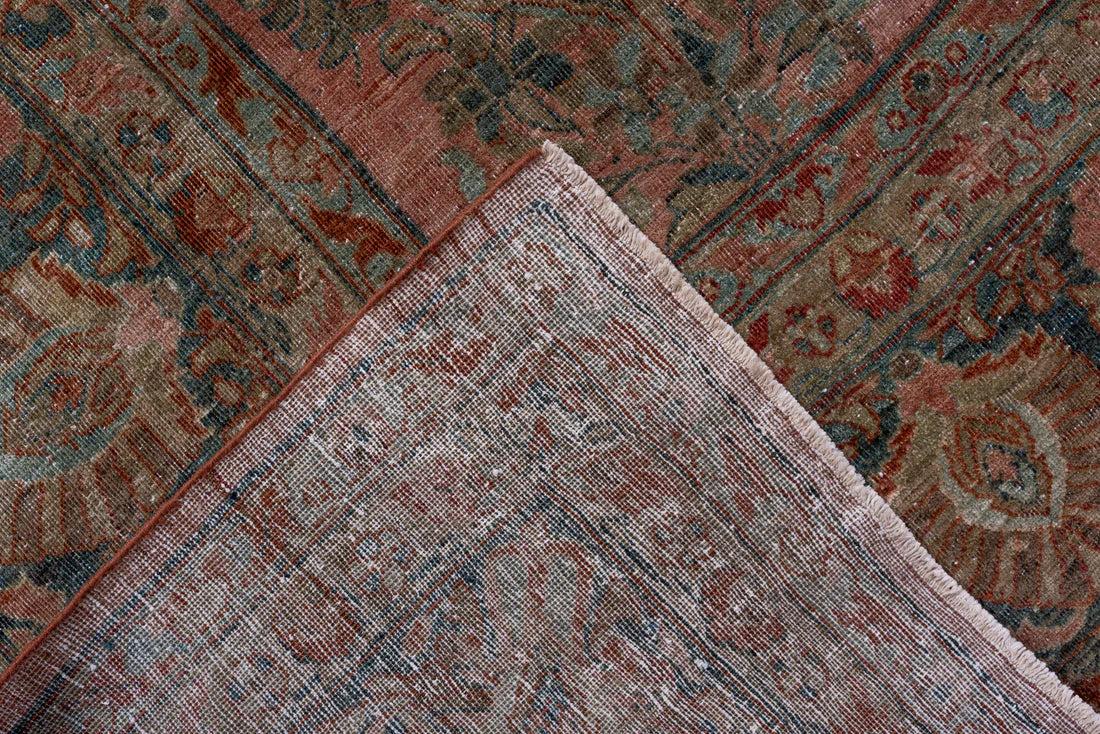 What We Look For When Buying Handmade Vintage Rugs – Curio Rugs