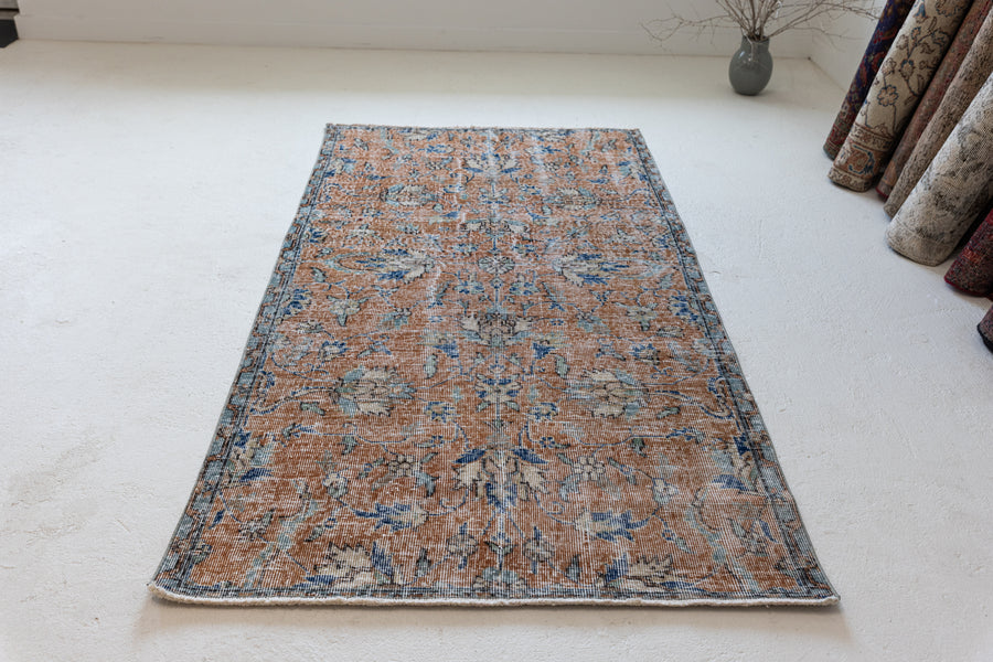 No. W-909 | 6'8 x 3'5
