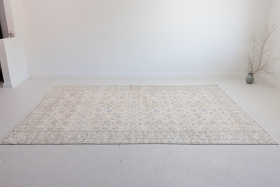 No. S-1929 | 10'8 x 7
