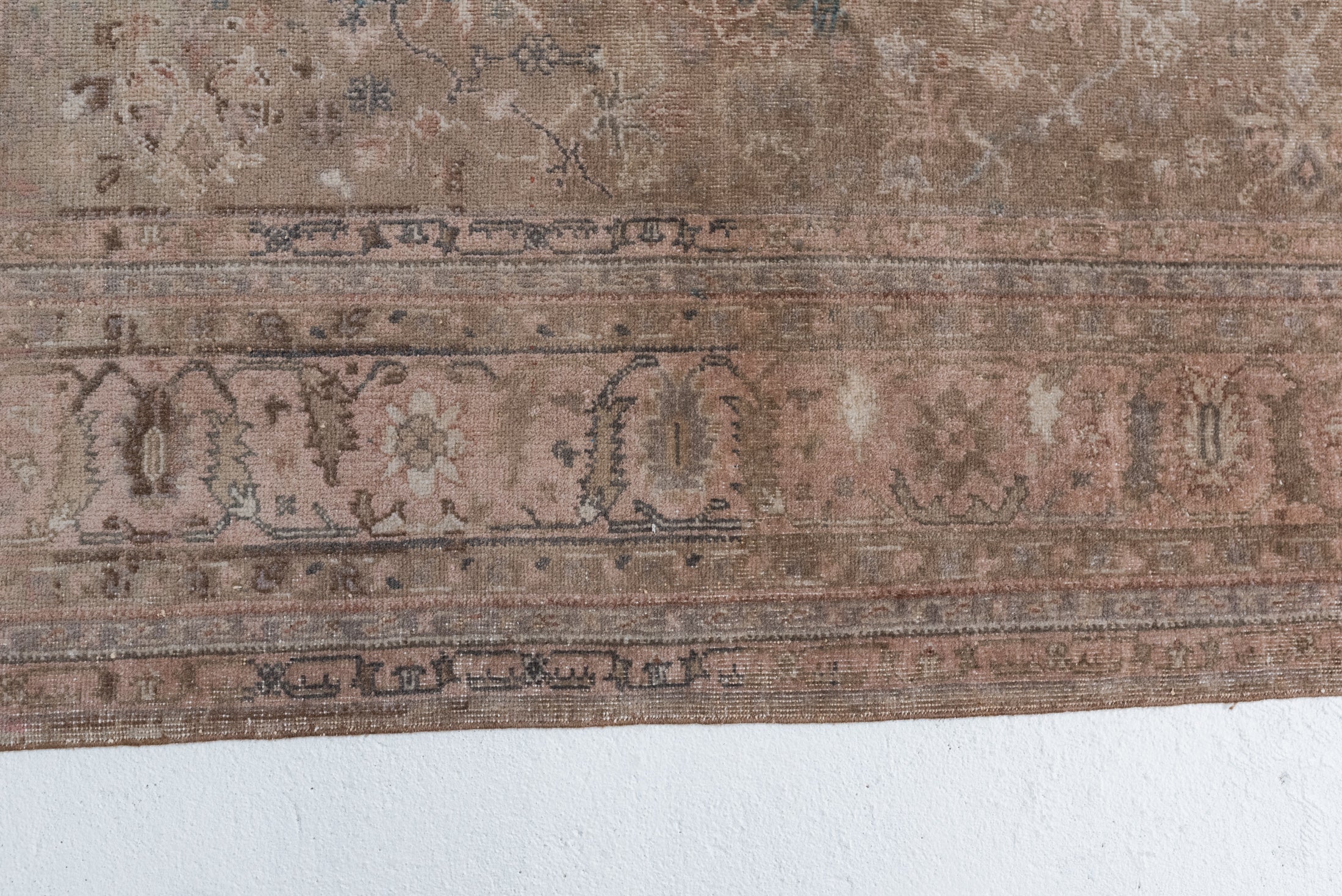 6&#39;11 x 9&#39;1 | Large Antique Mahal | Designers CE-D-2895