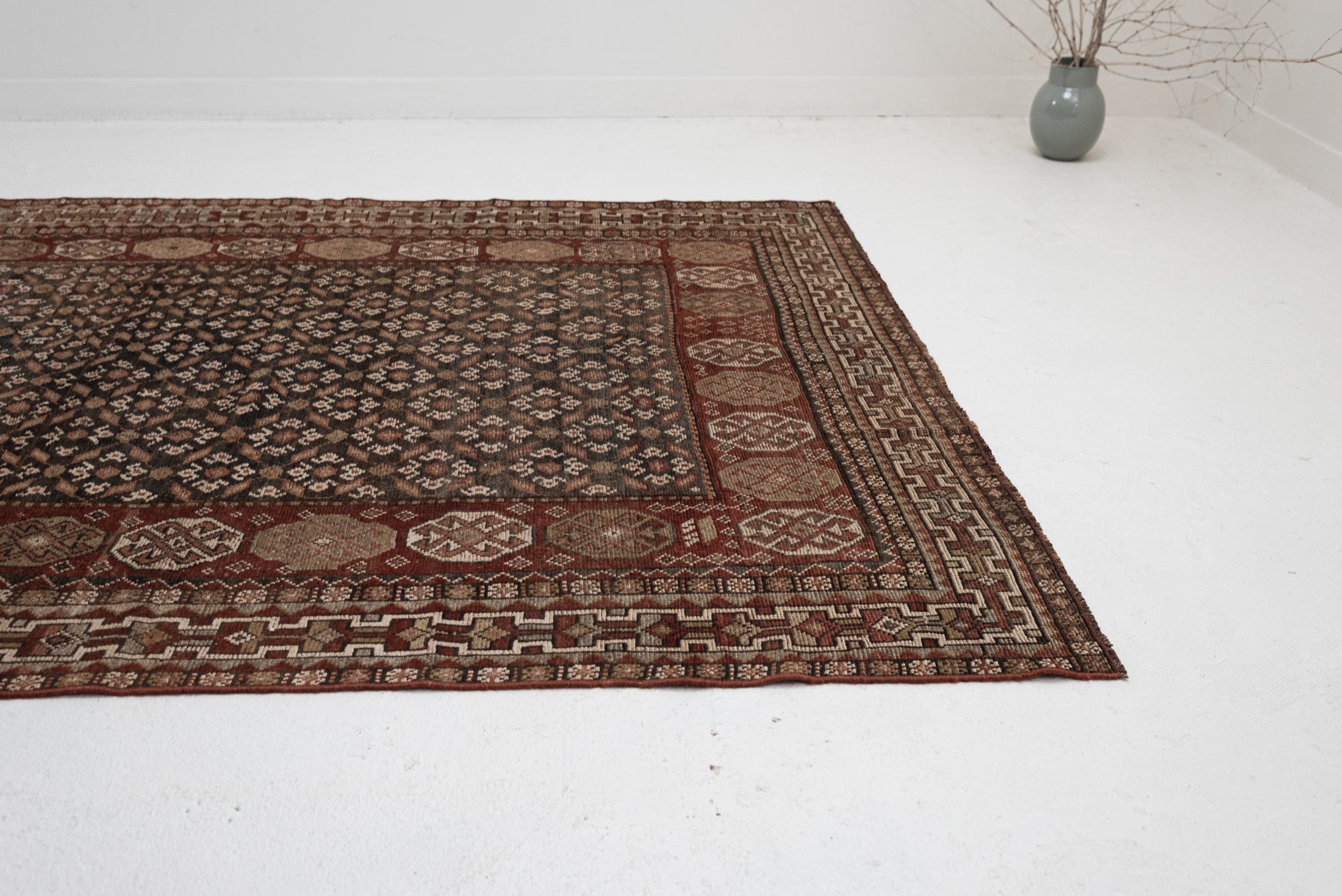 5&#39;0 x 6&#39;5 | Medium Vintage Shiraz | CE-W-3450