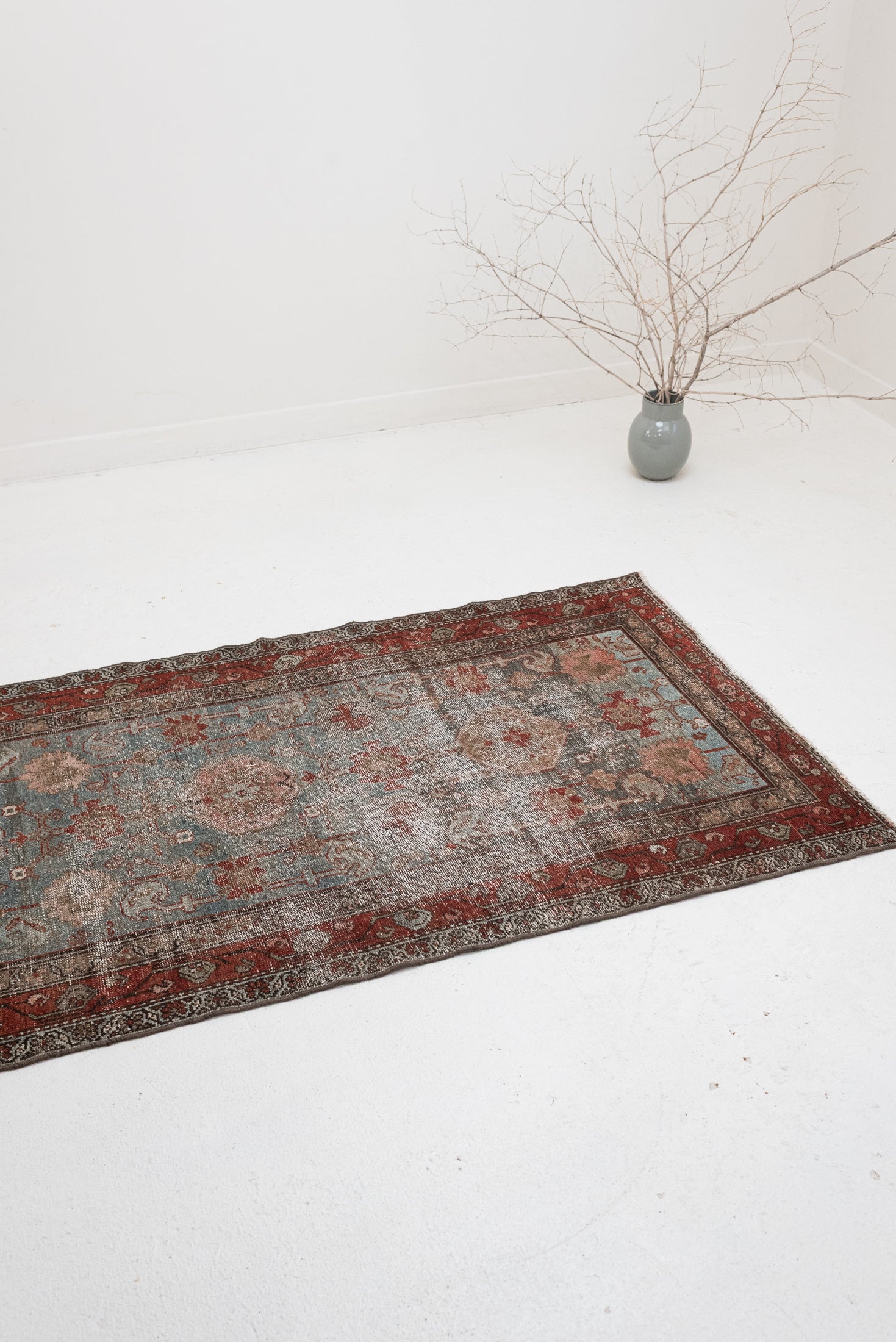 3&#39;2 x 5&#39;7 | Medium Malayer Rug | W-3721