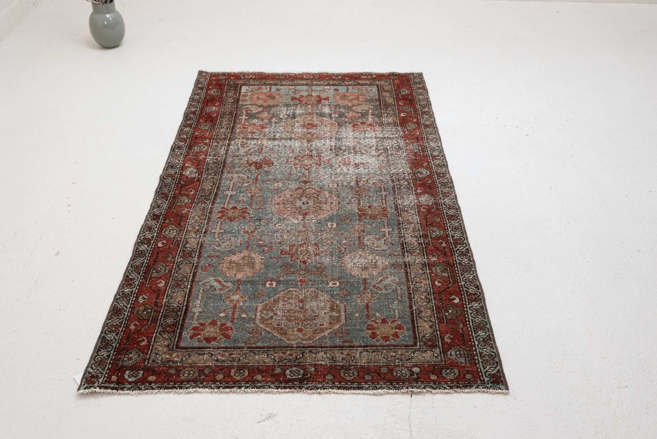 3&#39;2 x 5&#39;7 | Medium Malayer Rug | W-3721