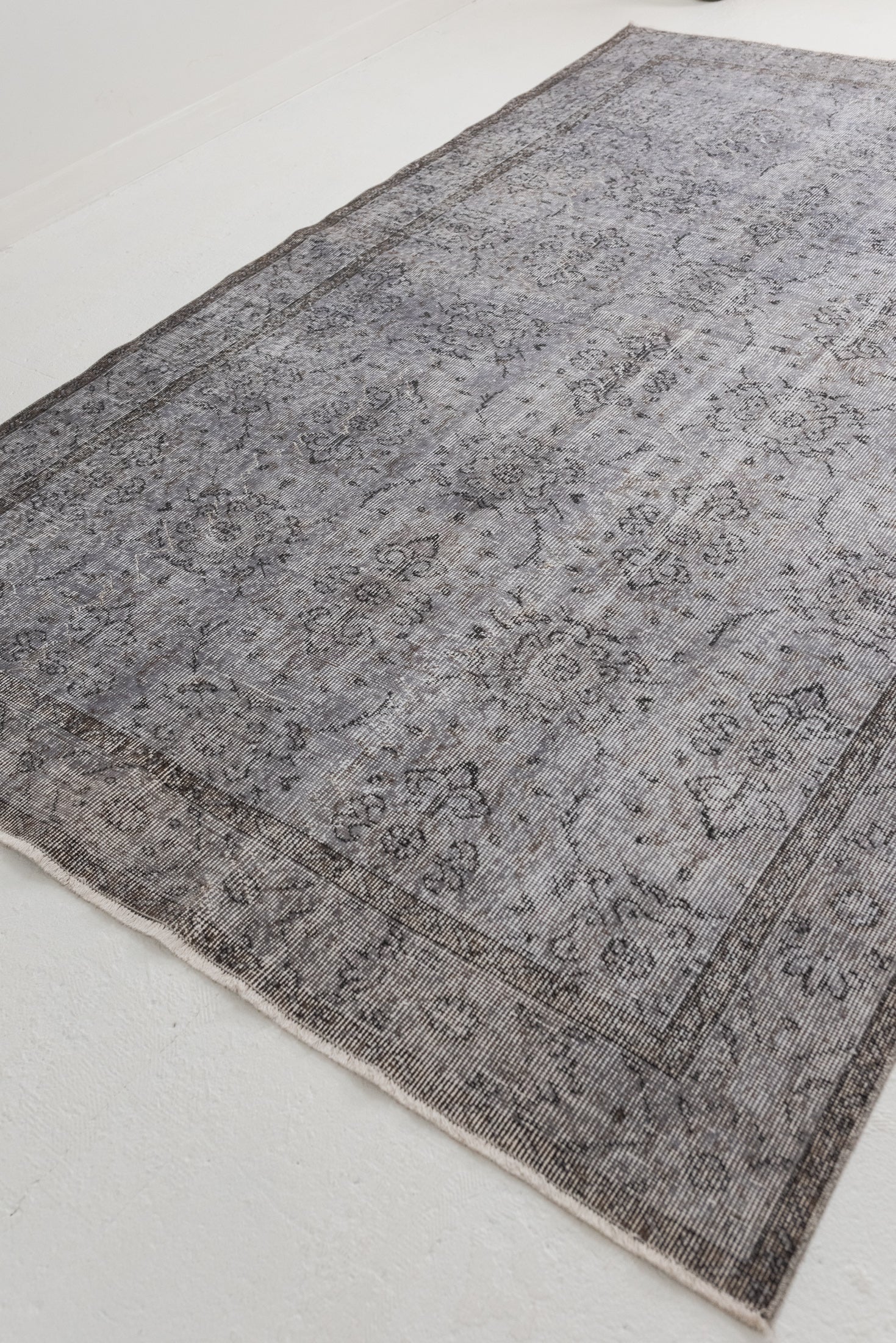 6&#39;0 x 9&#39;7 | 1940s Overdyed Vintage Rug | CE-C-2888