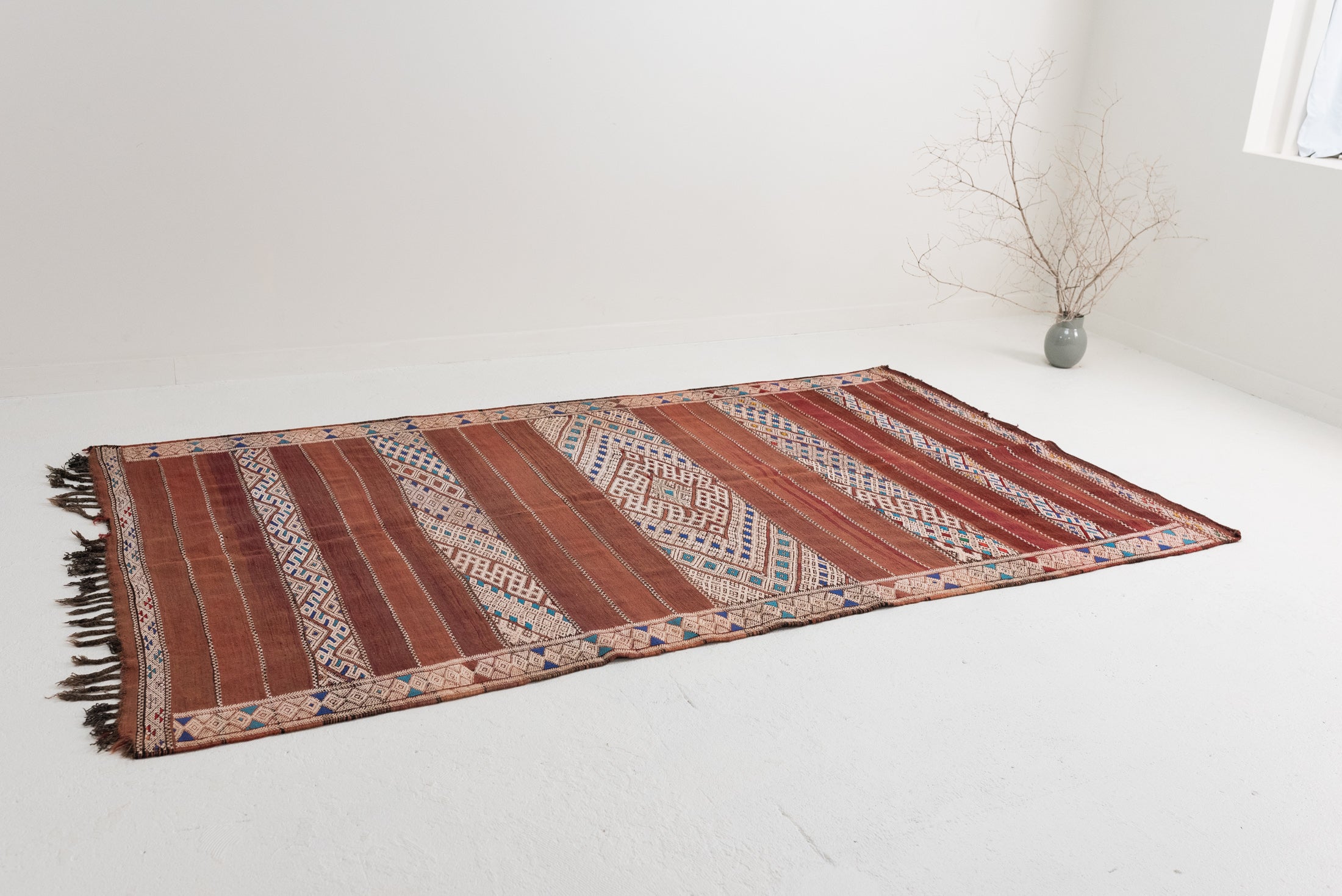 5&#39;2 x 9&#39;3 | Beautiful Kilim Rug | CE-B-2887