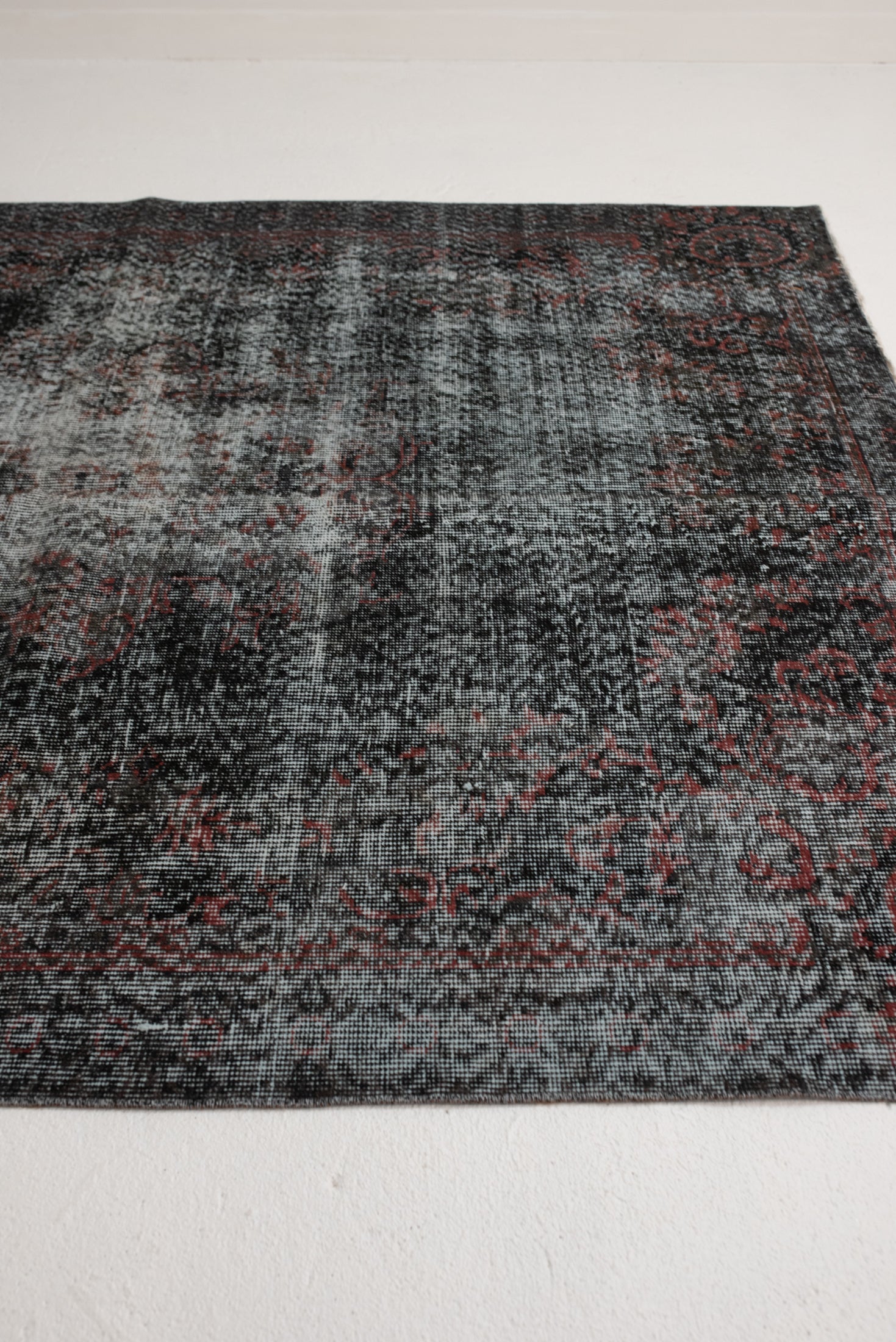 5&#39;4 x 7&#39;4 | Medium Overdyed Vintage Rug | CE-A-2883