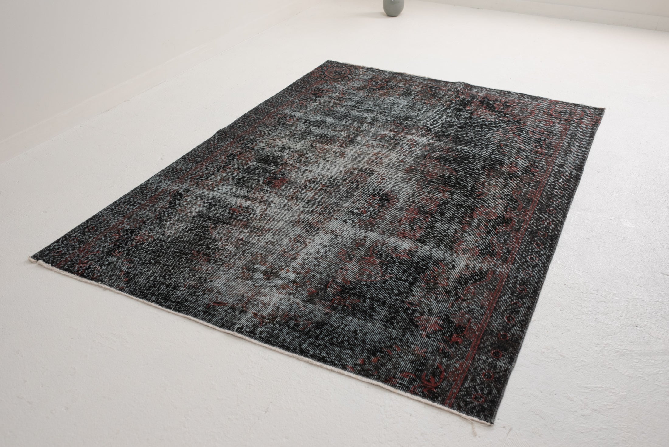 5&#39;4 x 7&#39;4 | Medium Overdyed Vintage Rug | CE-A-2883