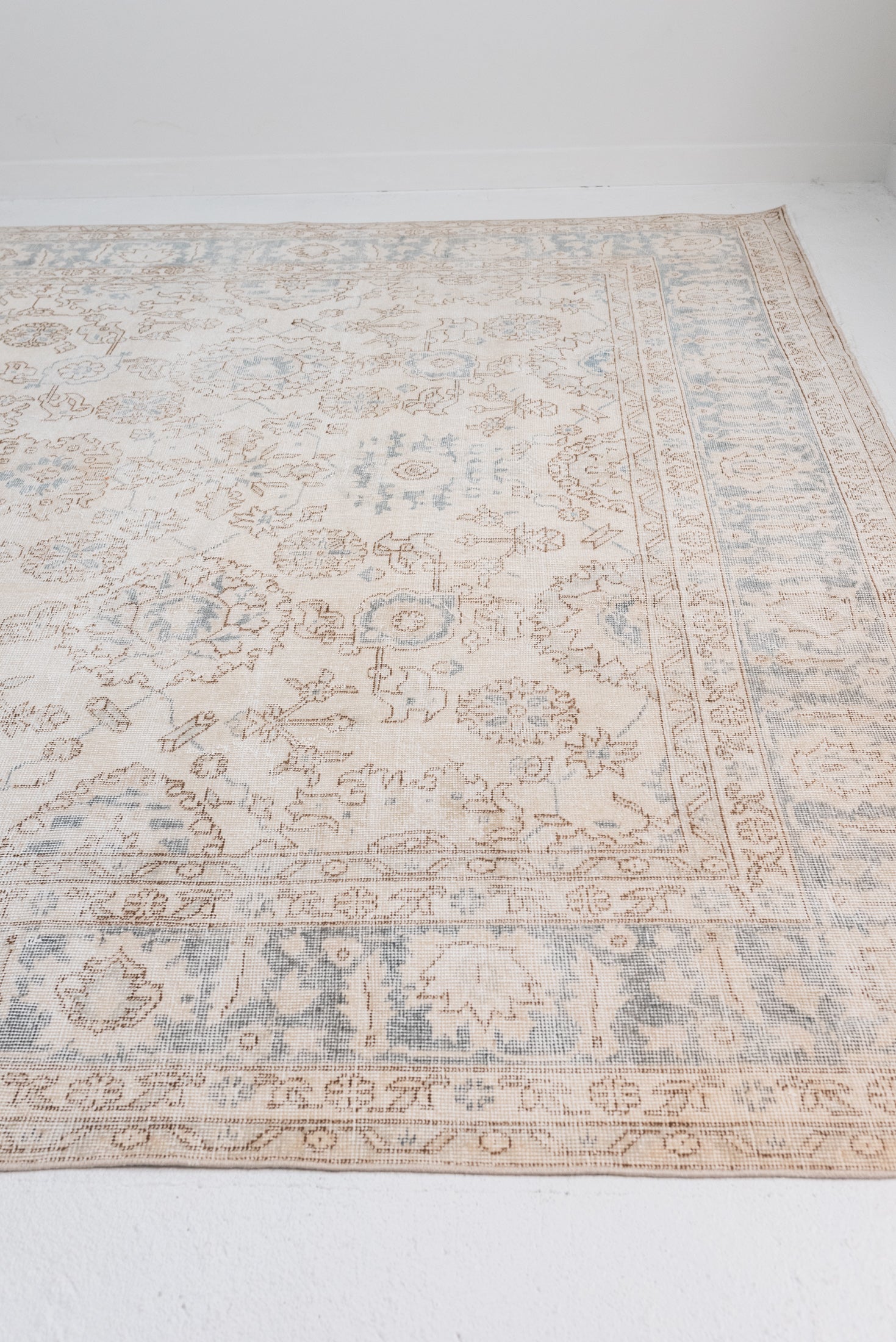 8&#39;5 x 11&#39;10 | Extra Large Antique Oushak | CE-L-2879