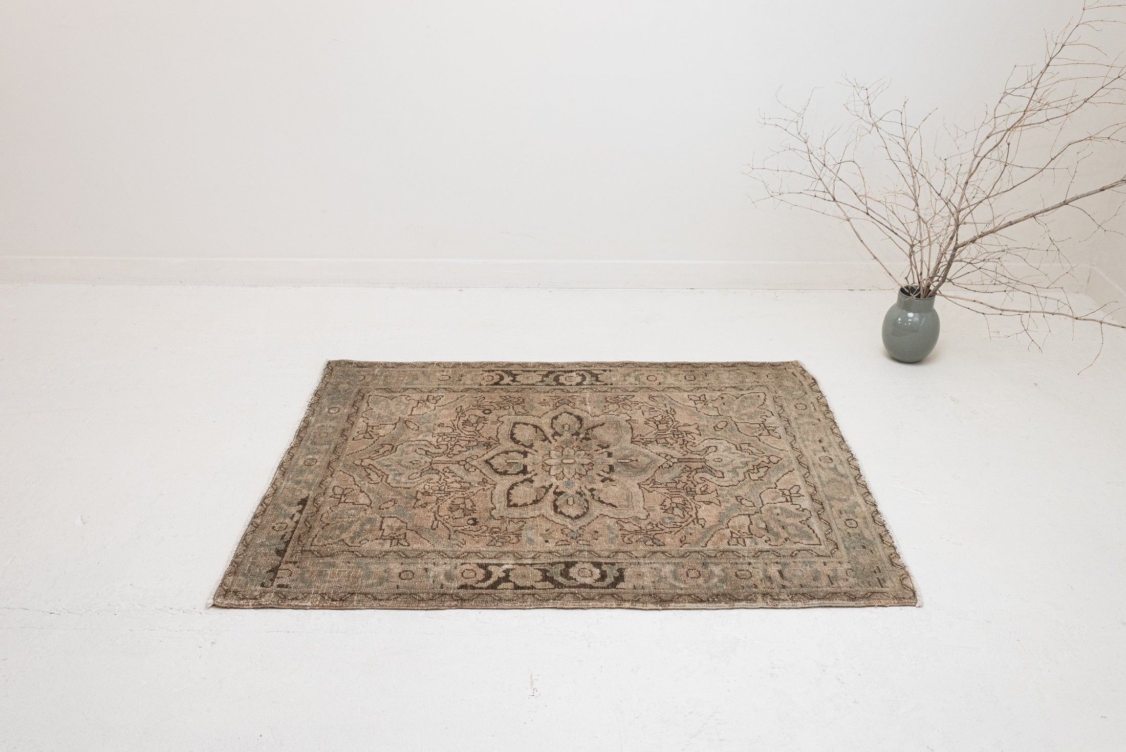 3&#39;8 x 4&#39;7 | CE-W-3463