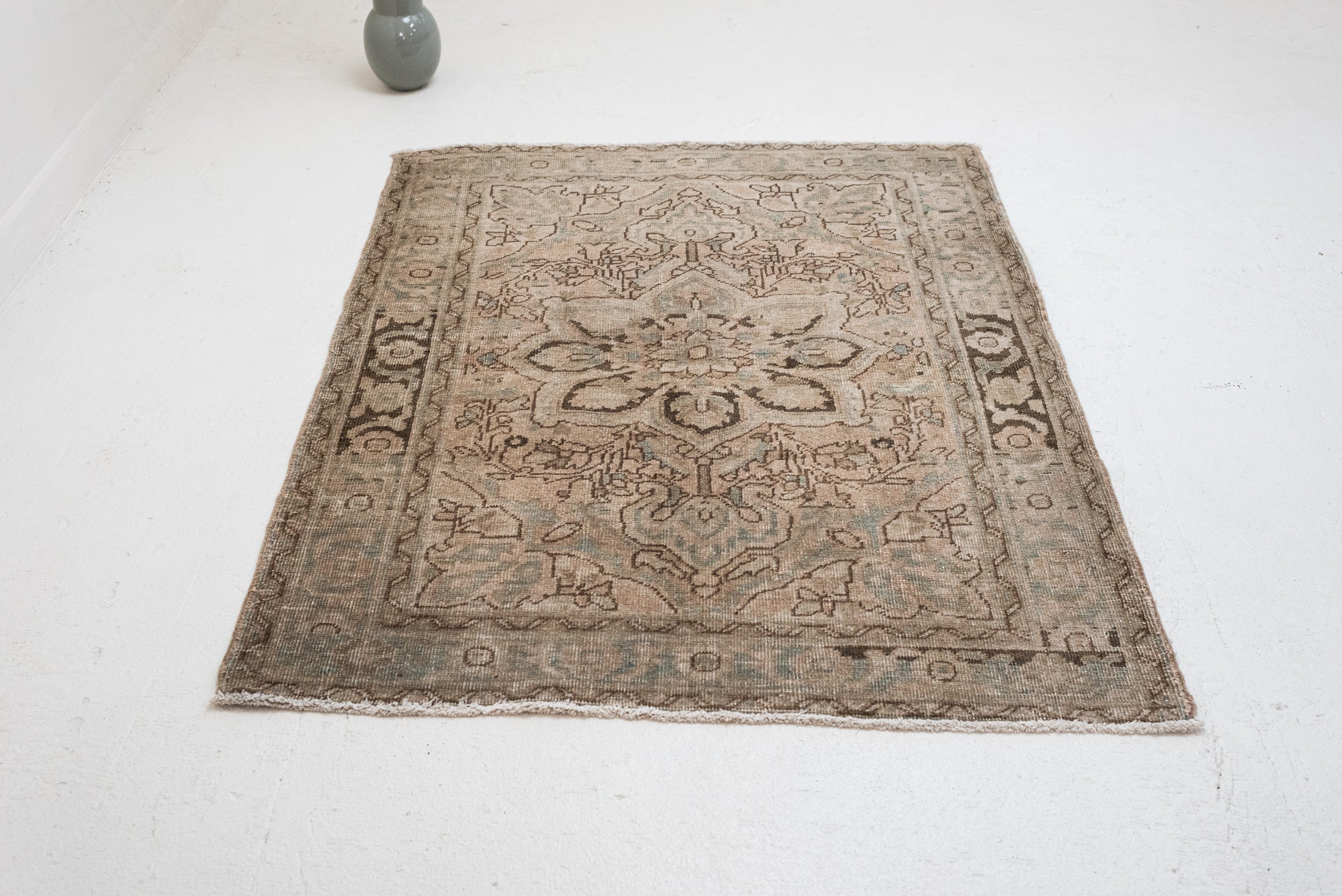 3&#39;8 x 4&#39;7 | CE-W-3463