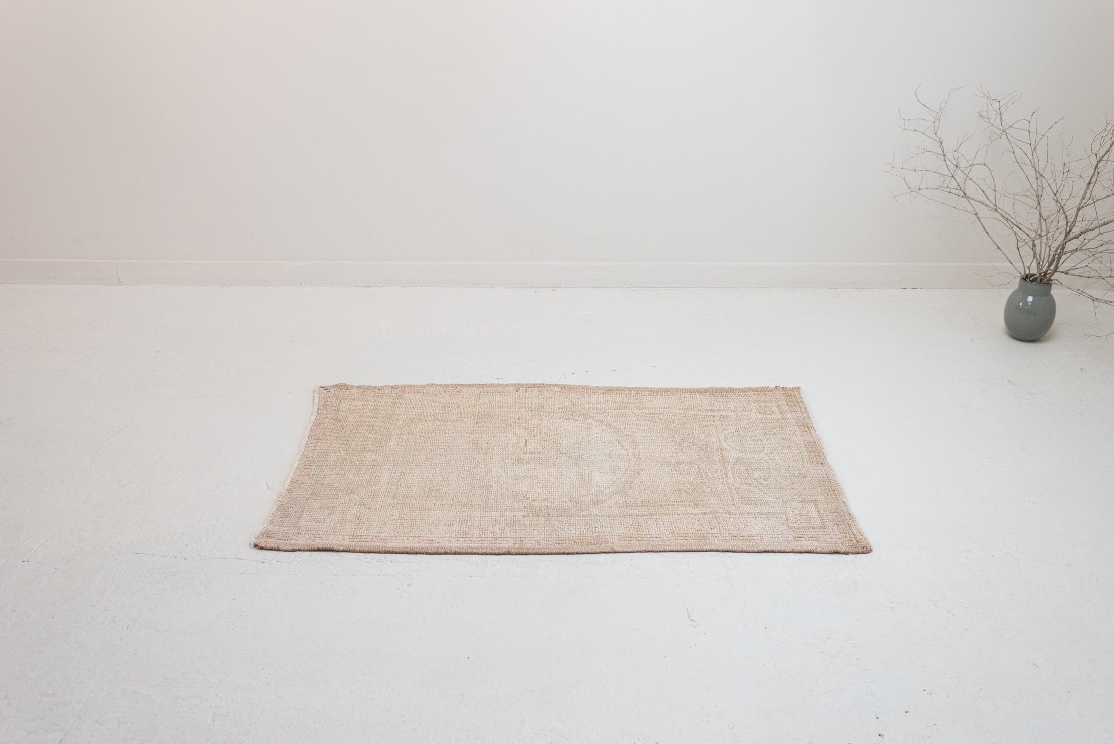 2&#39;10 x 4&#39;7 | CE-W-3461