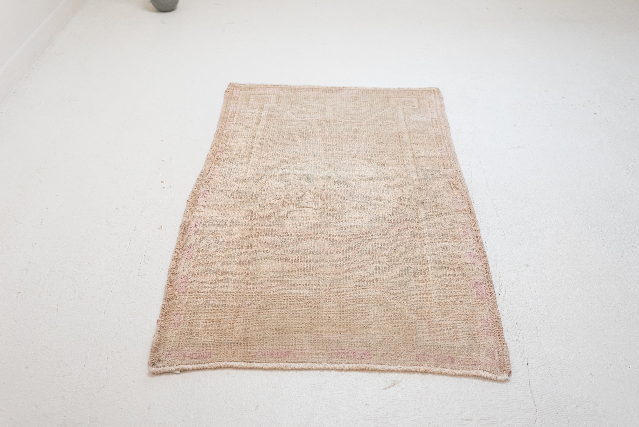 2&#39;10 x 4&#39;7 | CE-W-3461