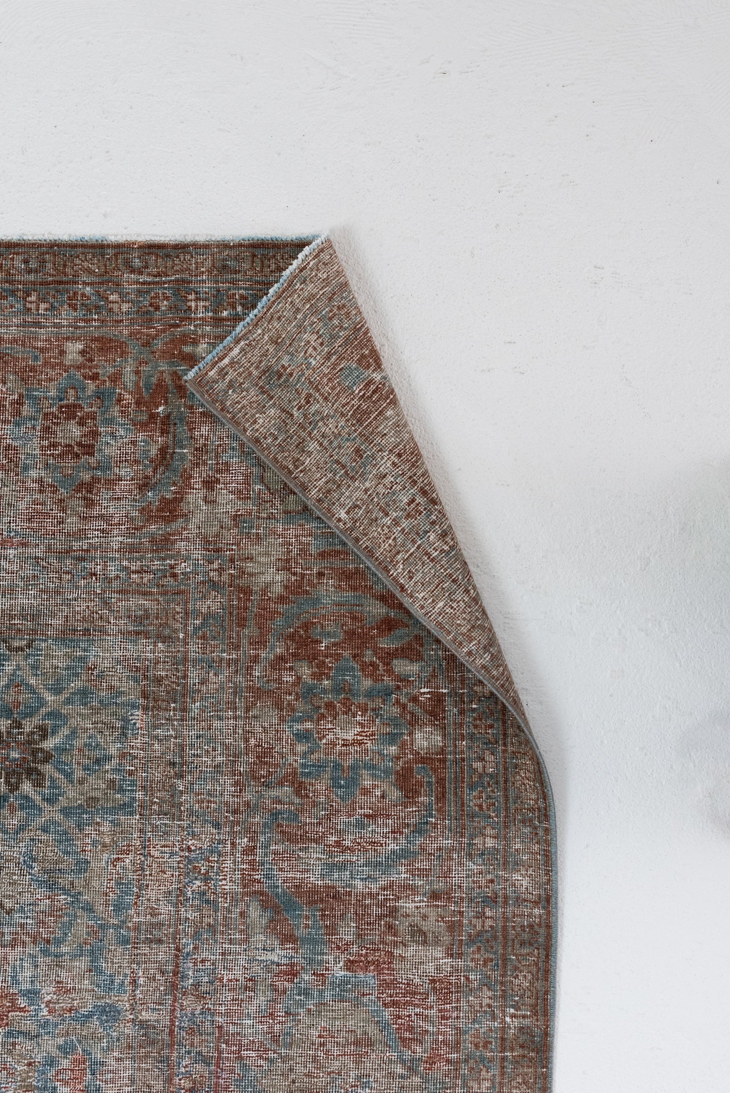 9&#39;6 x 12&#39;4 | Blue Antique Tabriz | Designers L-2929