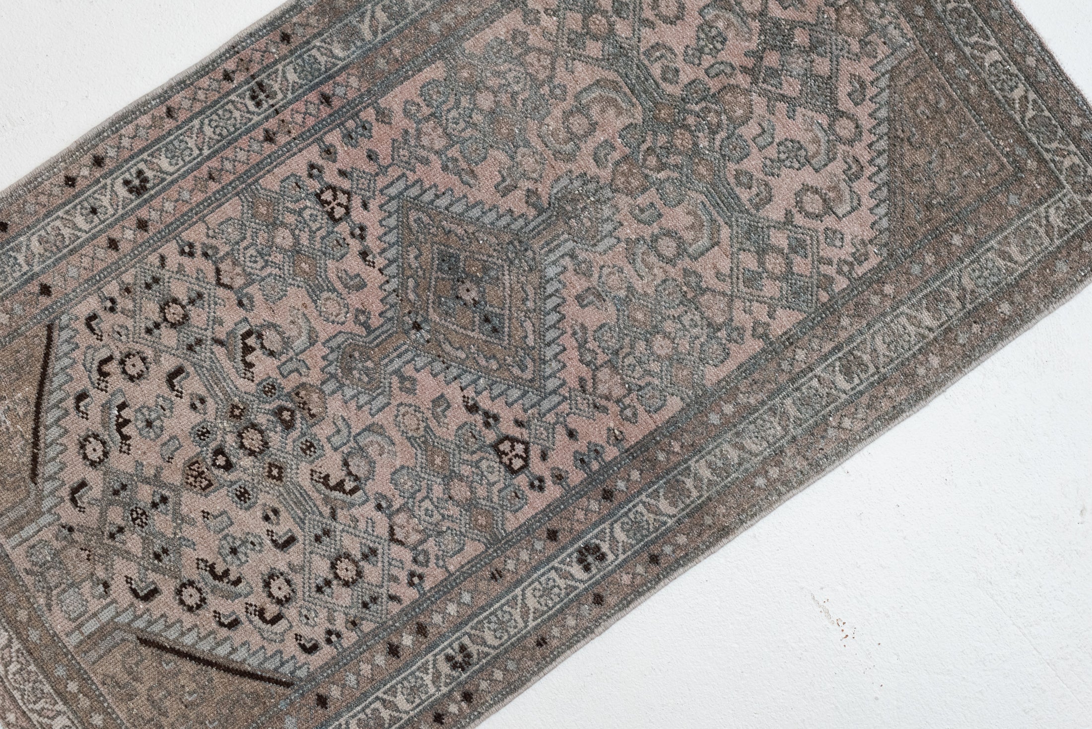 2&#39;6 x 4&#39;4 | CE-W-3486