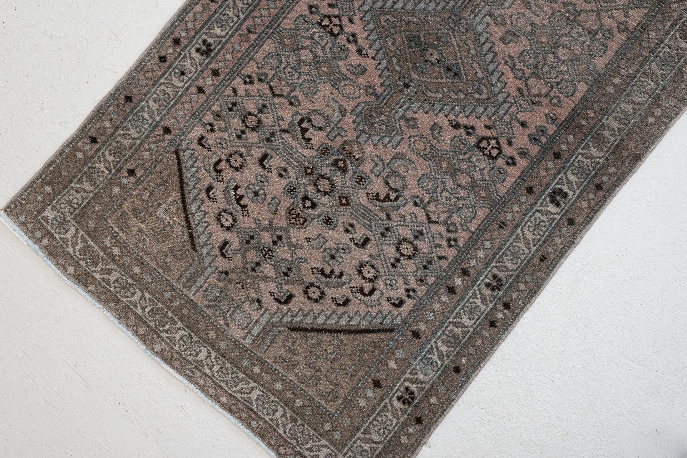 2&#39;6 x 4&#39;4 | CE-W-3486