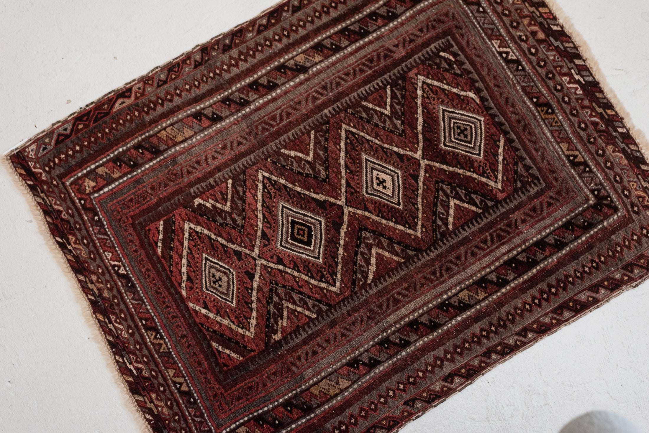 2&#39;9 x 3&#39;7 | CE-W-3457