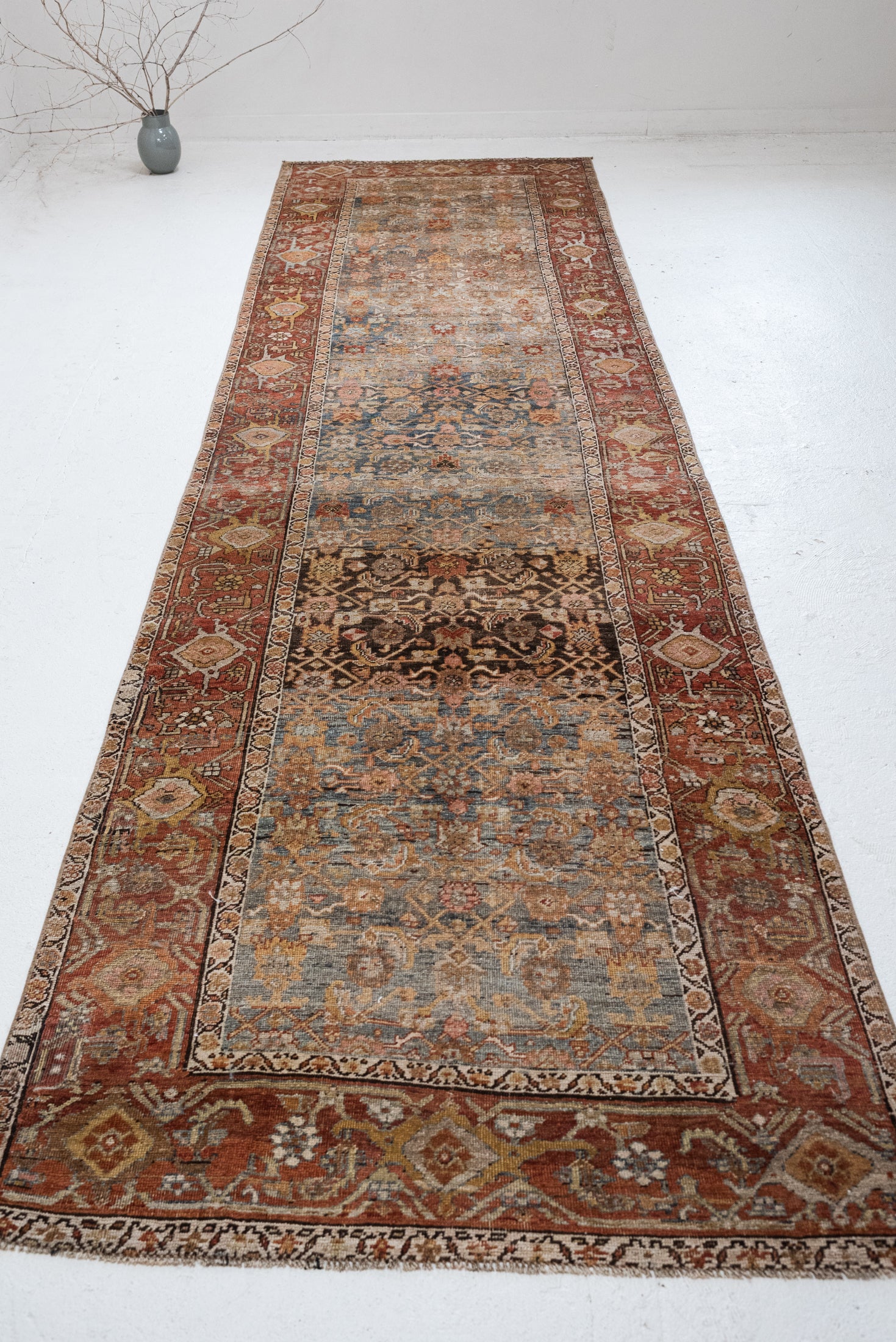 3'10 x 14'2 | R-4716