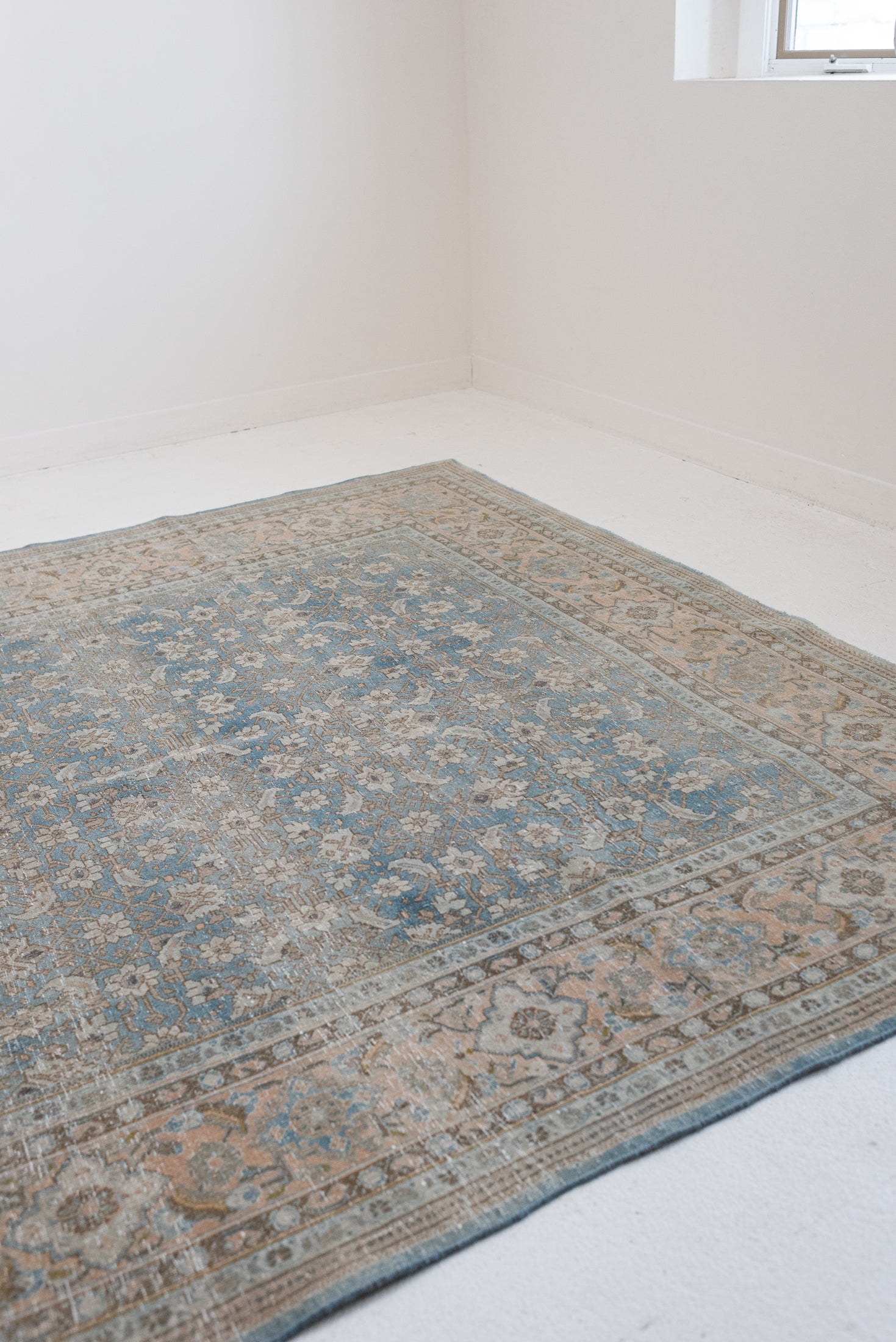 7’0 x 10'4 | Large Blue Vintage Tabriz | S-3736
