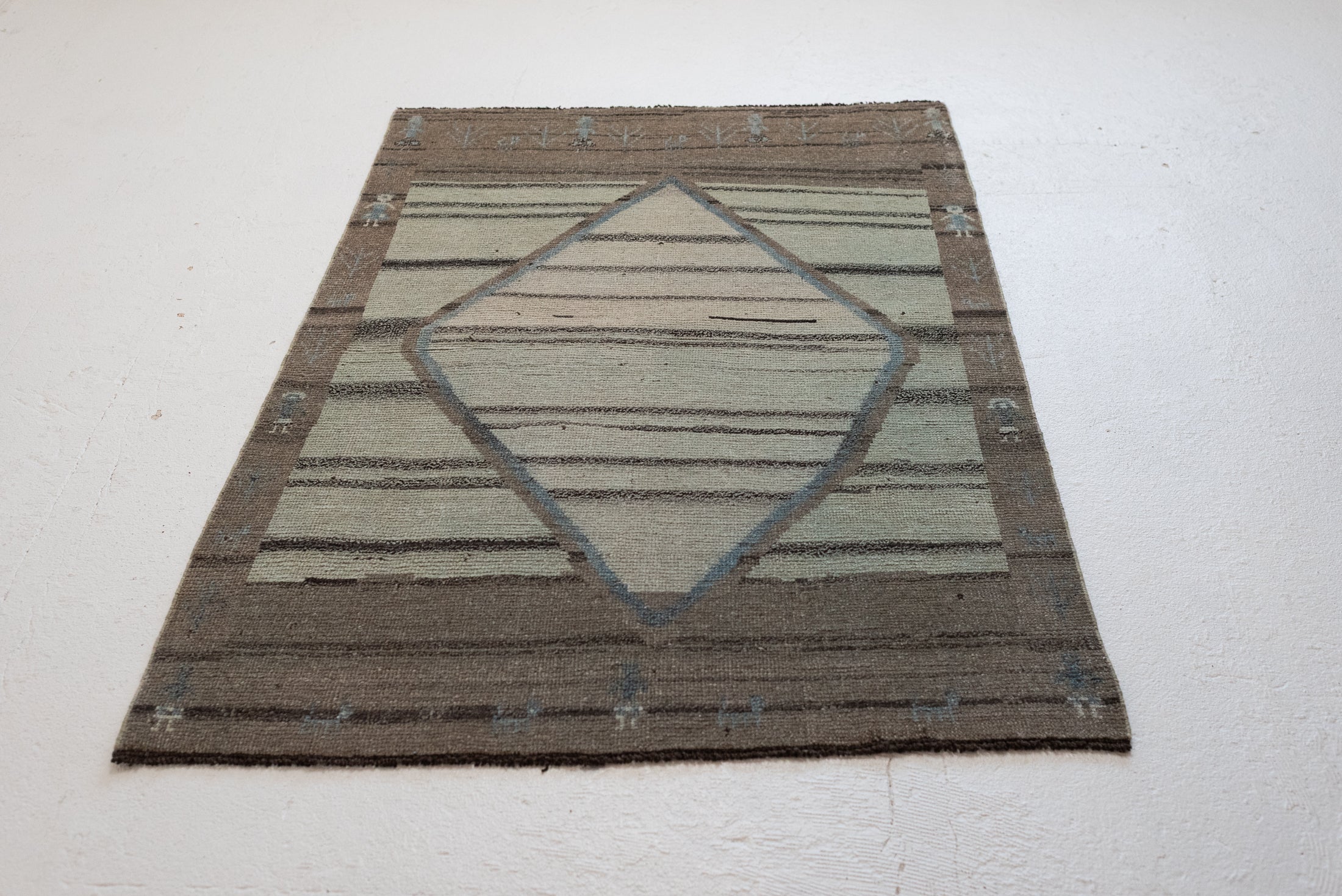 3'5 x 4'9 | CE-W-3420