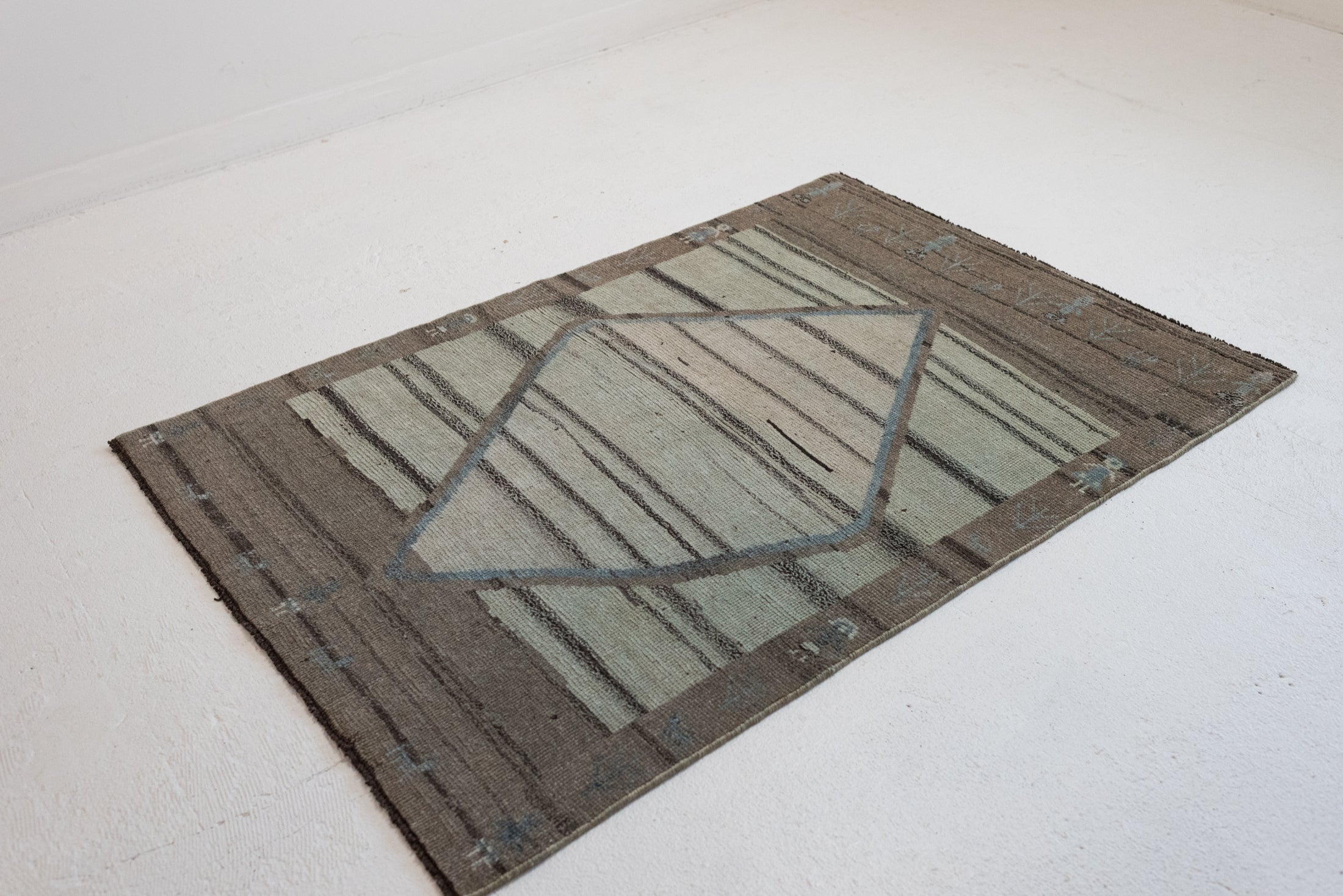 3'5 x 4'9 | CE-W-3420