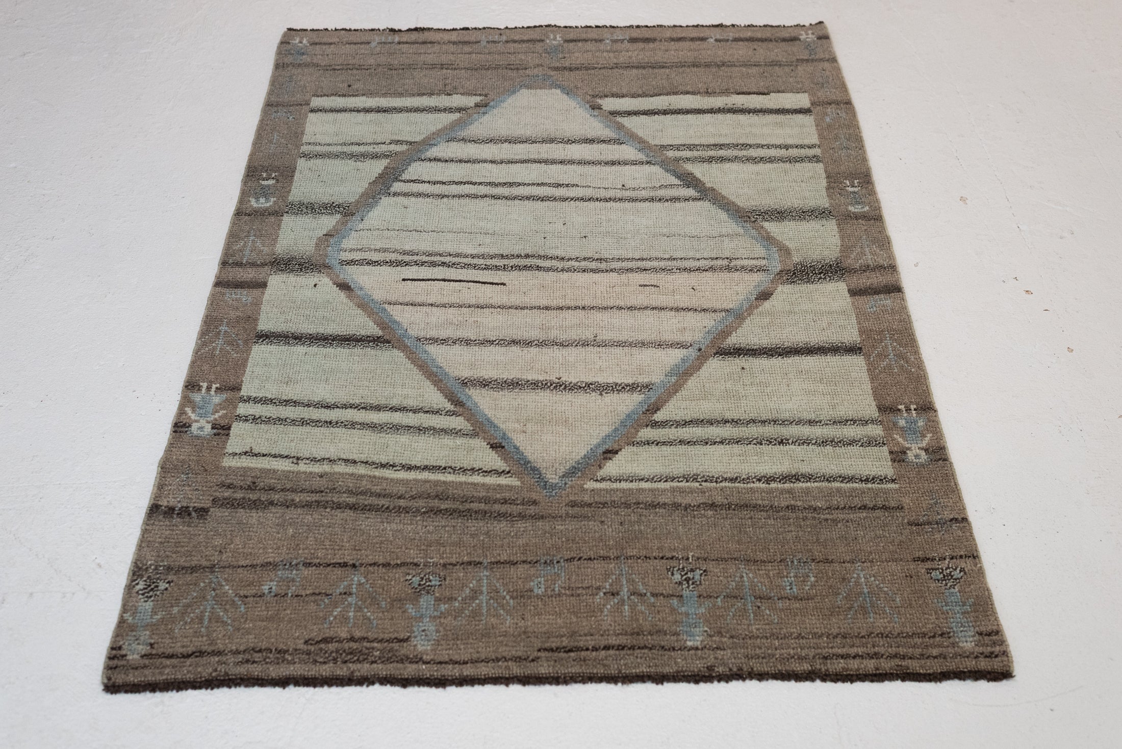 3'5 x 4'9 | CE-W-3420